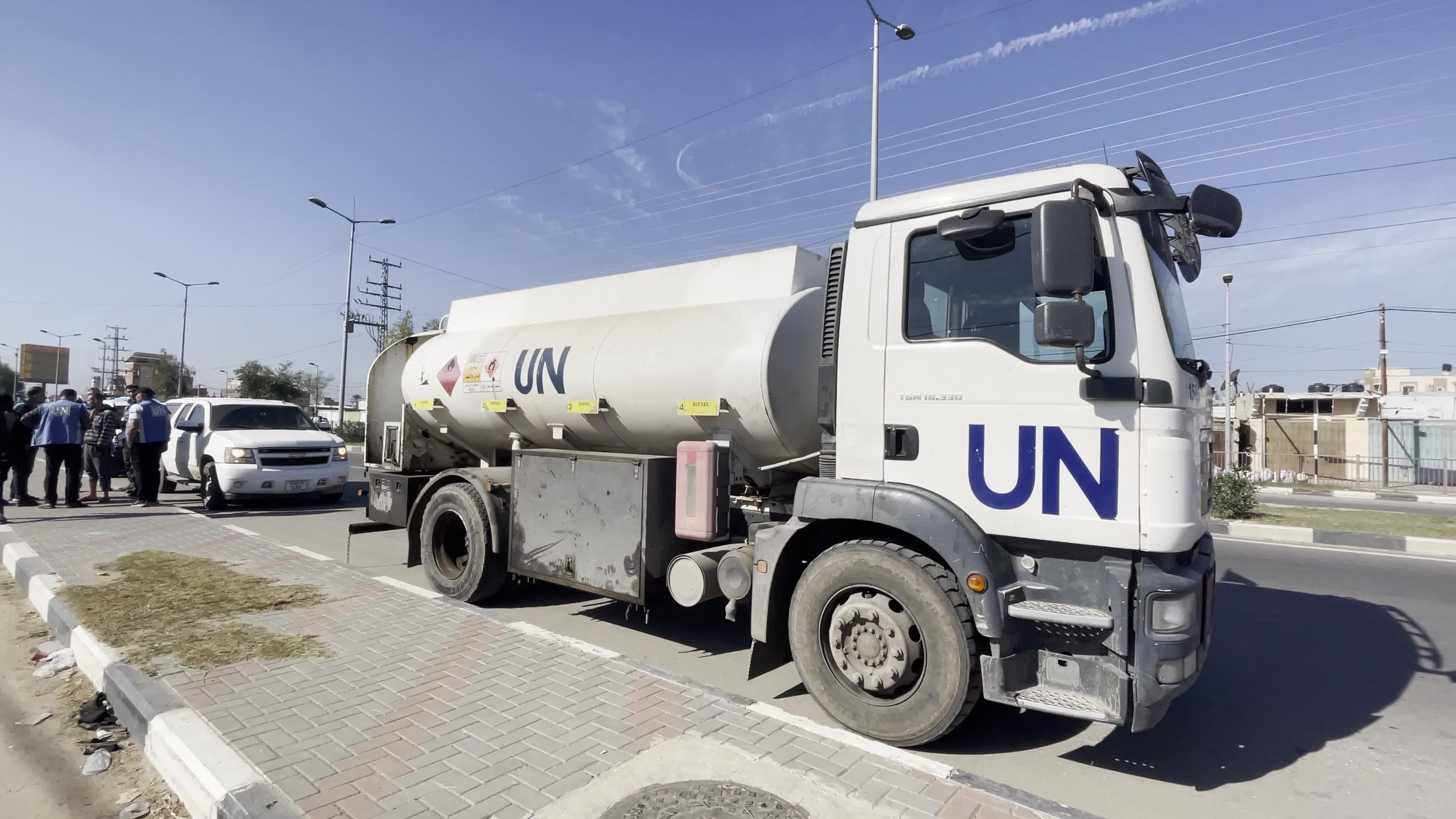 Humanitarian Aid Arrives in Gaza