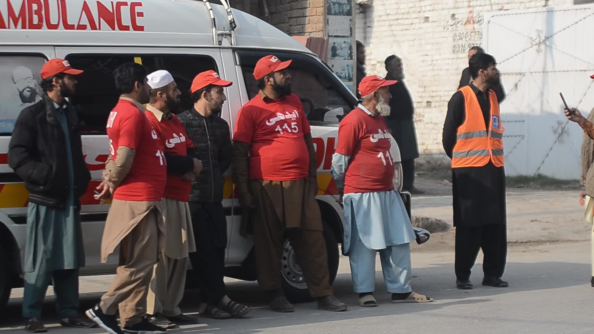 4 children among 5 injured in explosion near school in Pakistan 