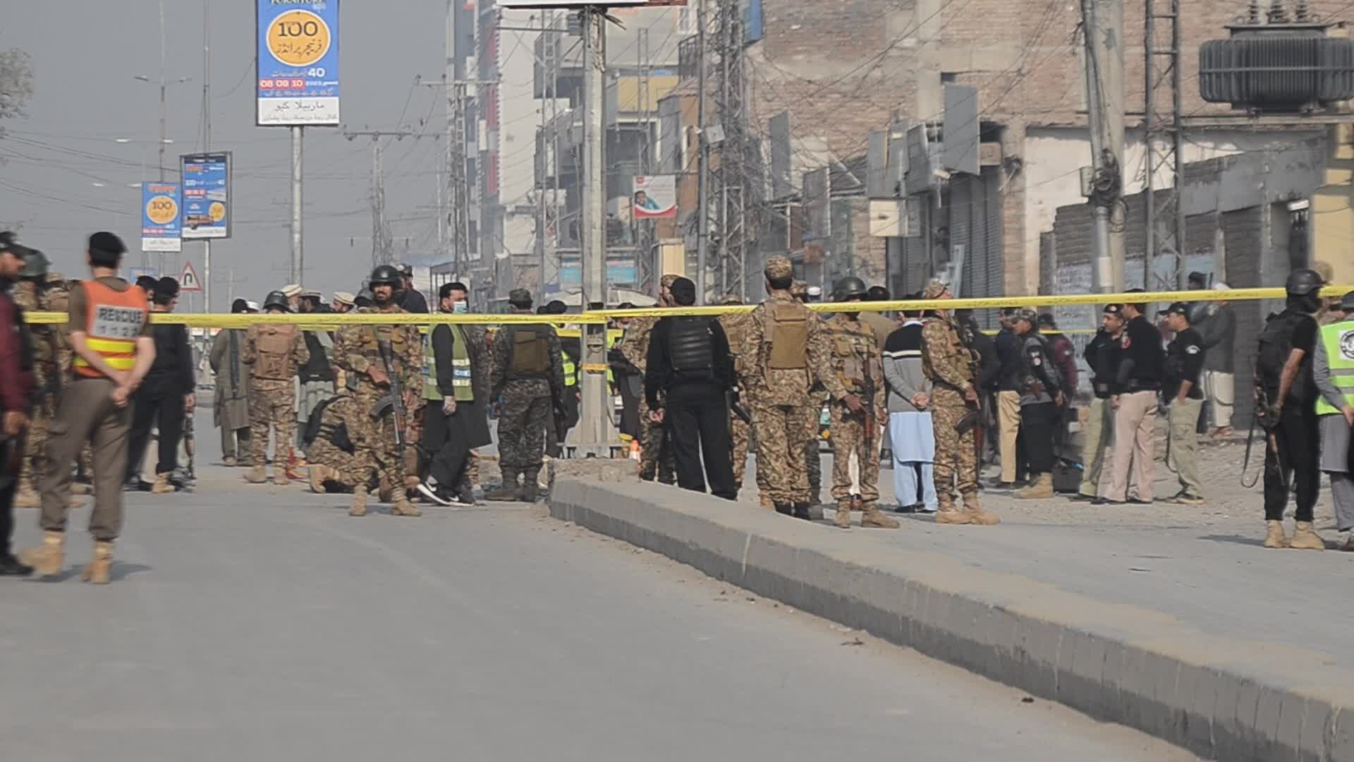 4 children among 5 injured in explosion near school in Pakistan 
