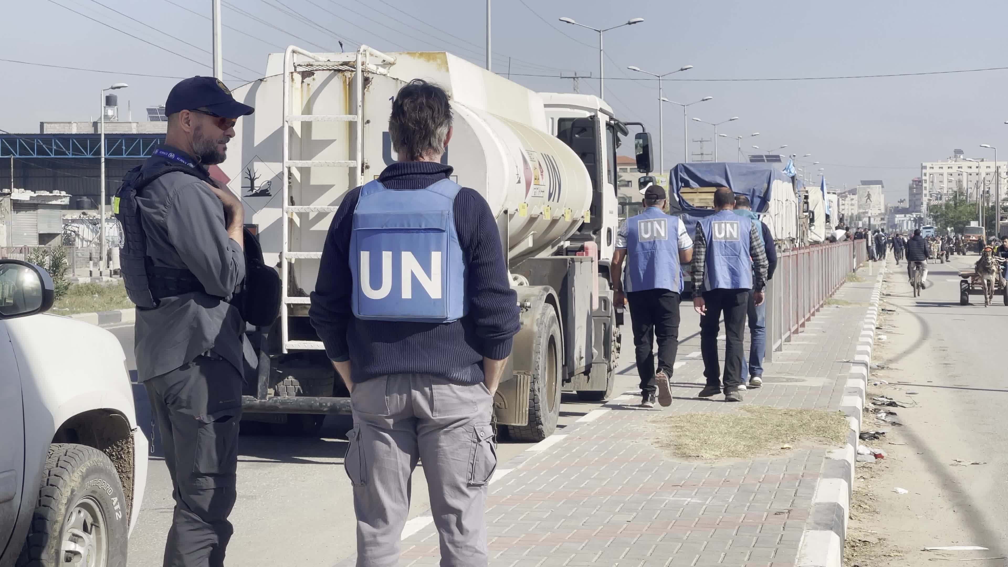 Humanitarian Aid Arrives in Gaza