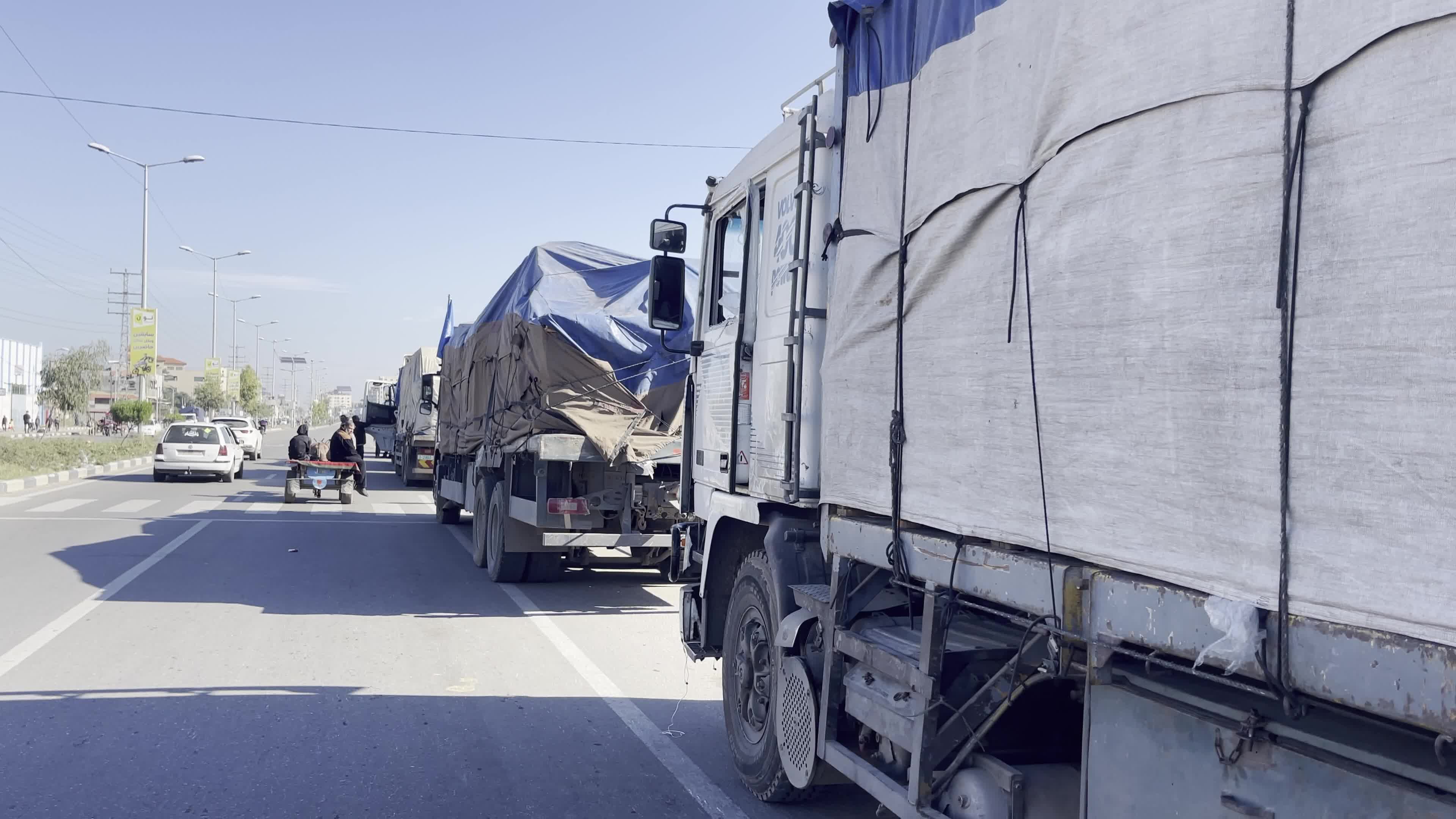 Humanitarian Aid Arrives in Gaza