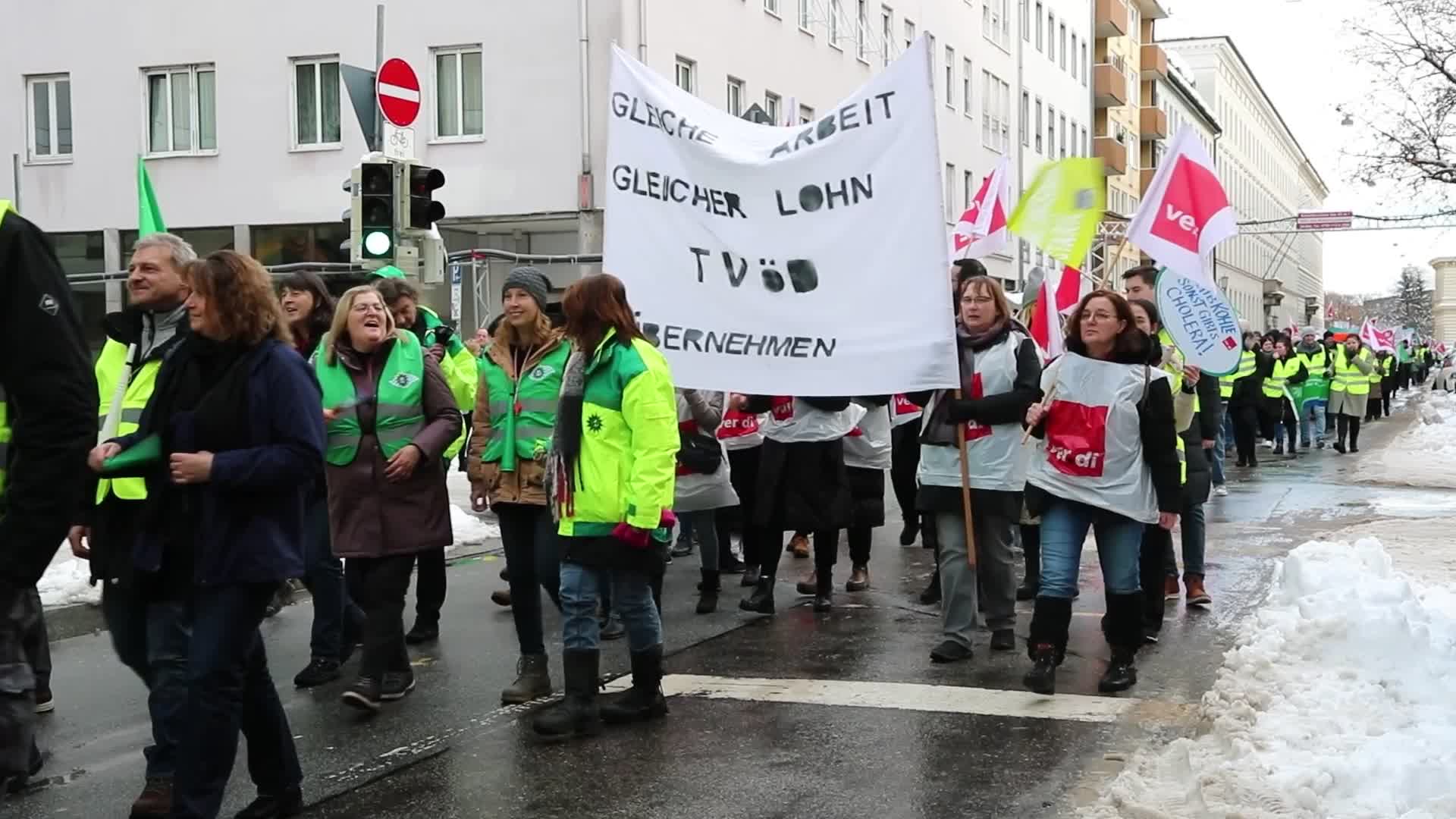 Thousands join the strike of the public workers in Munich