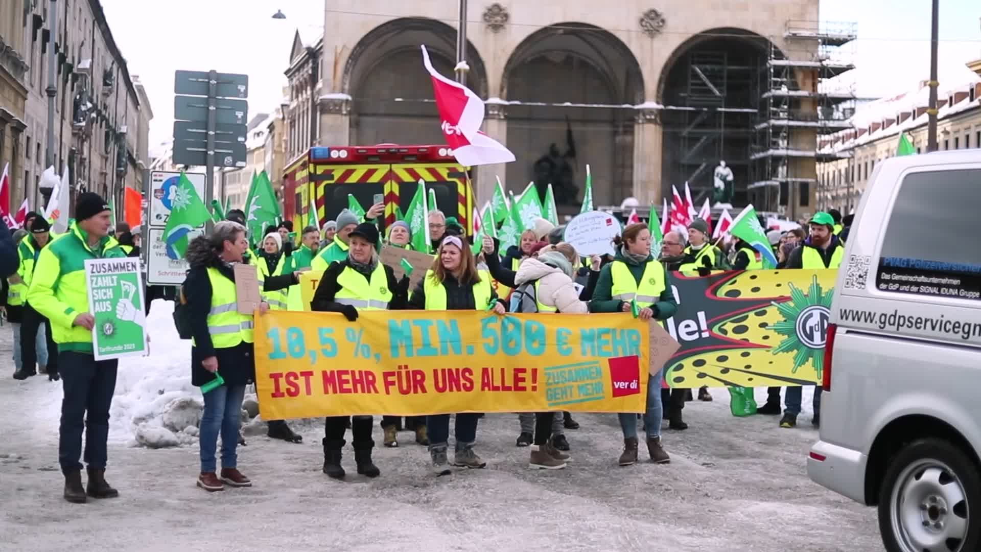 Thousands join the strike of the public workers in Munich