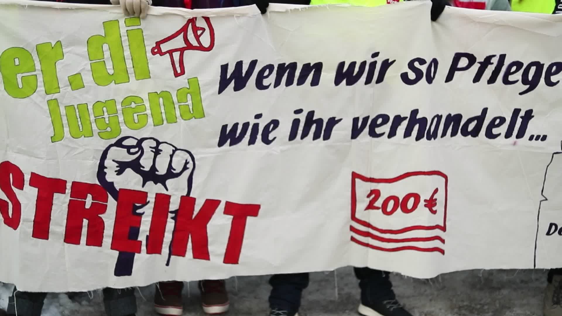 Thousands join the strike of the public workers in Munich