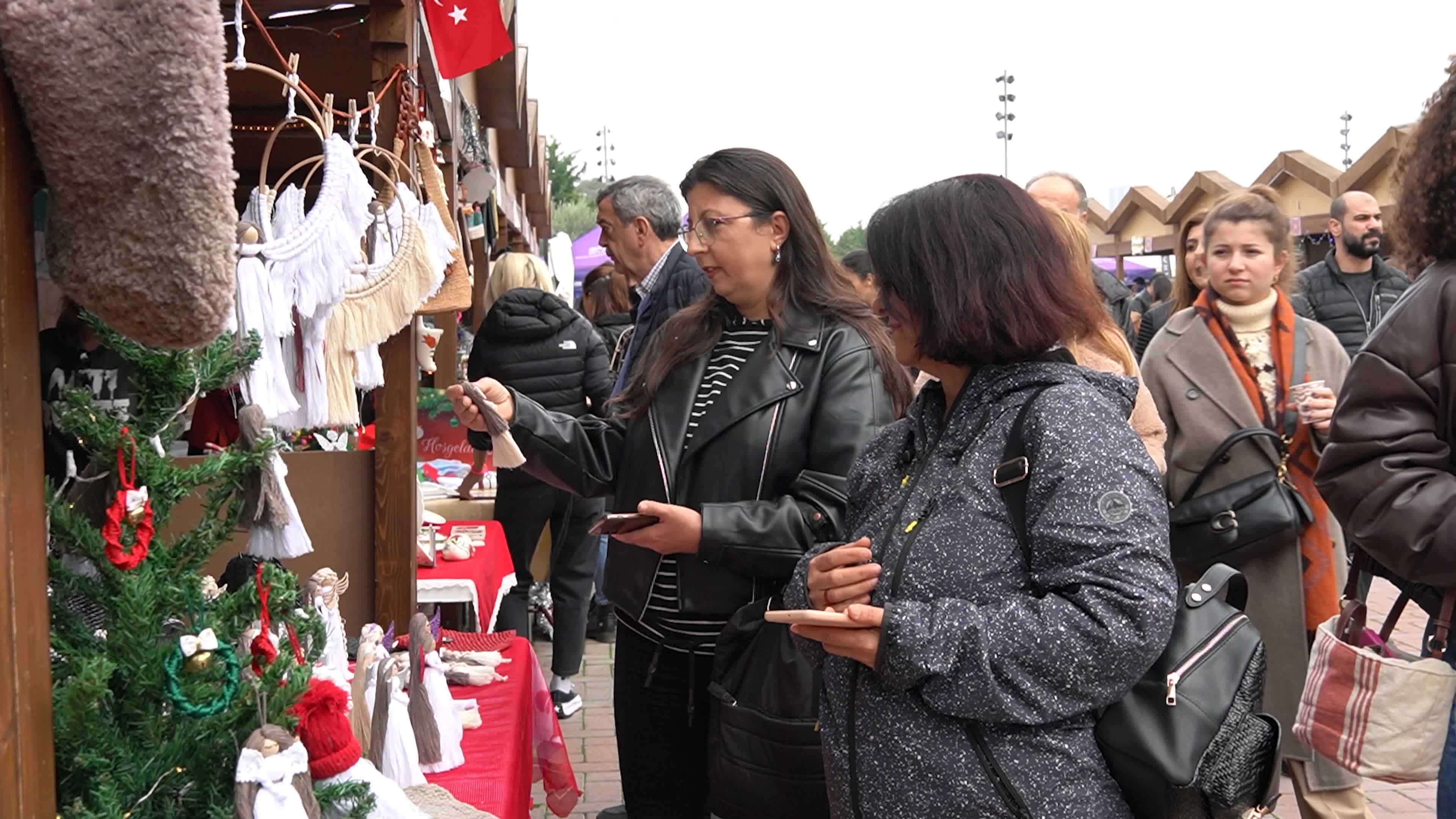 A typical Christmas bazaar 'Mercatino di Natale', Izmir, Turkey
