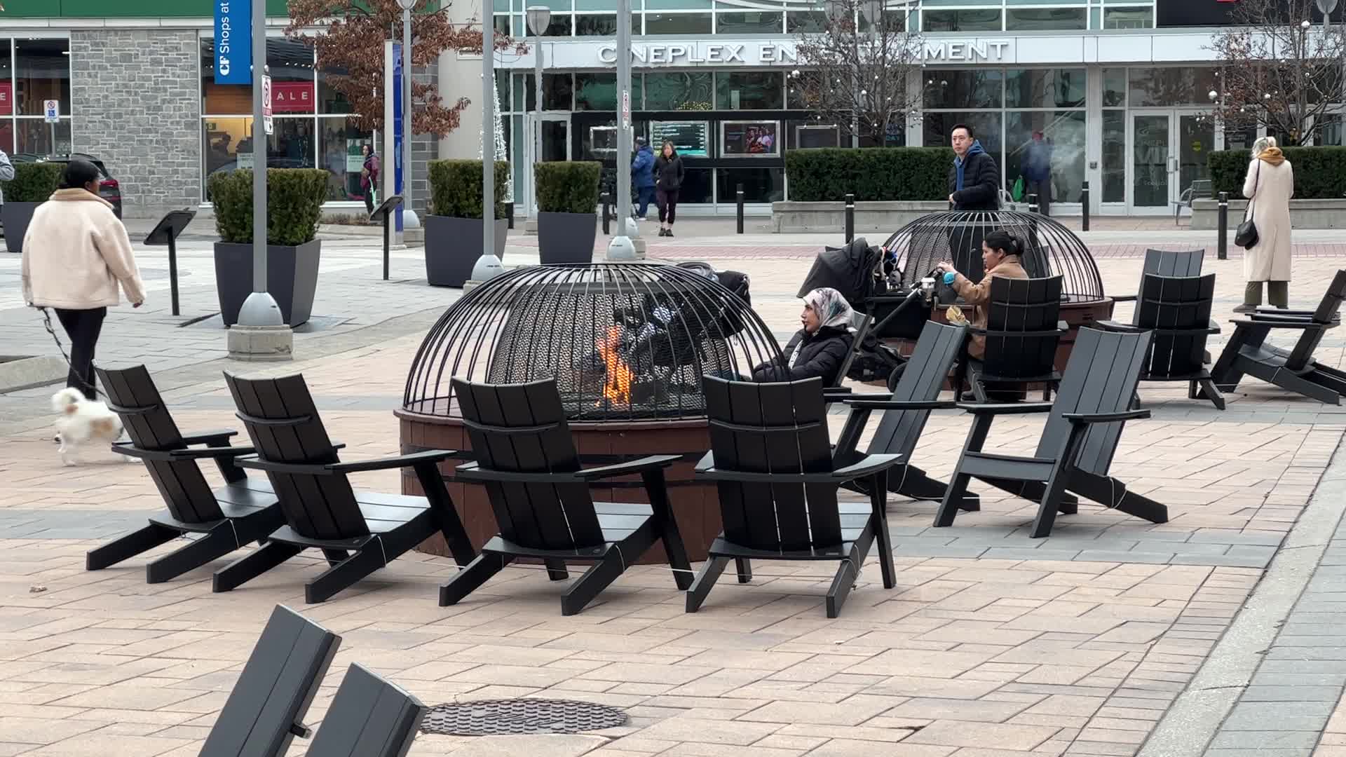 Daily life during winter in Toronto