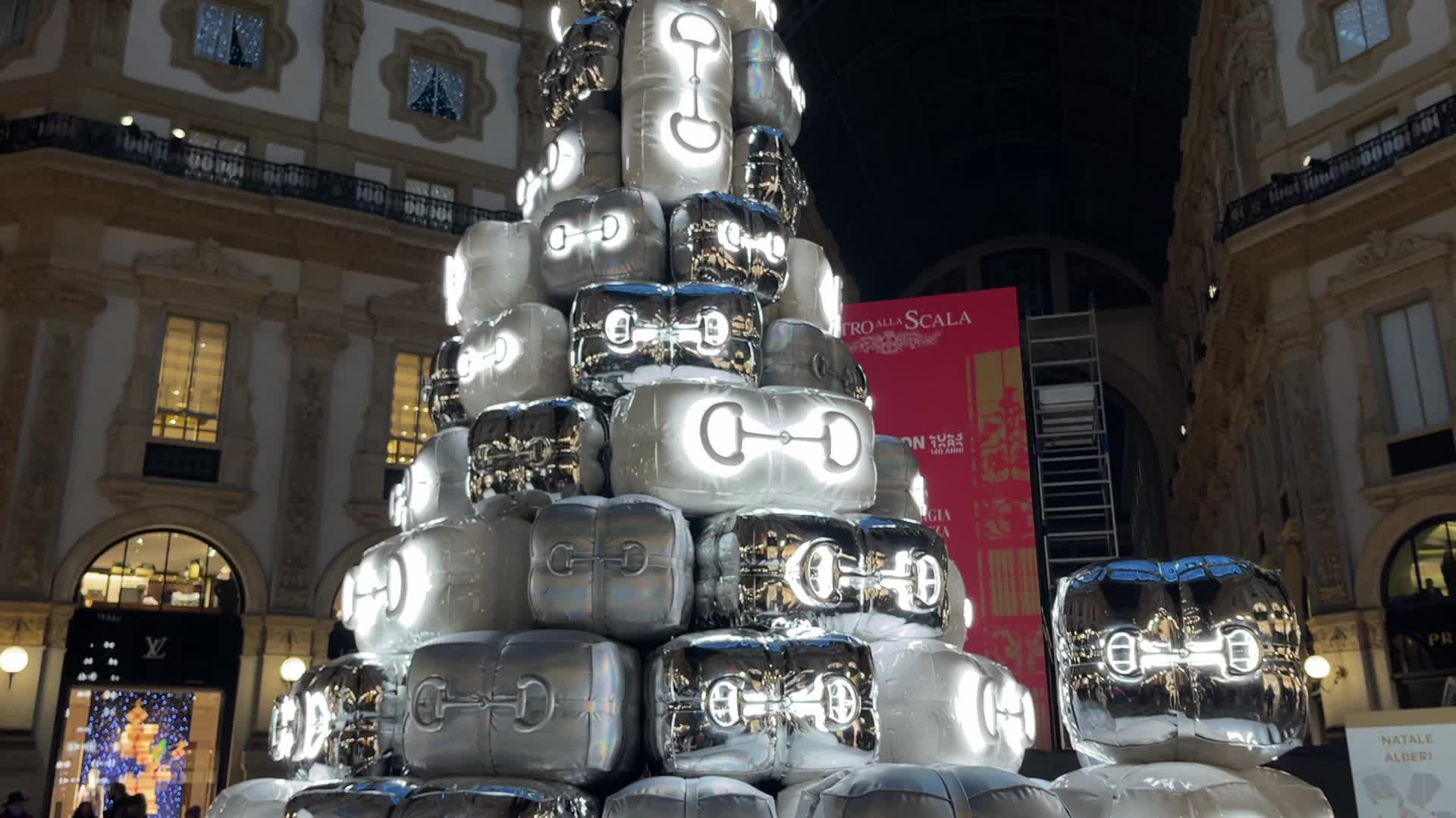 Christmas atmosphere in Milan
