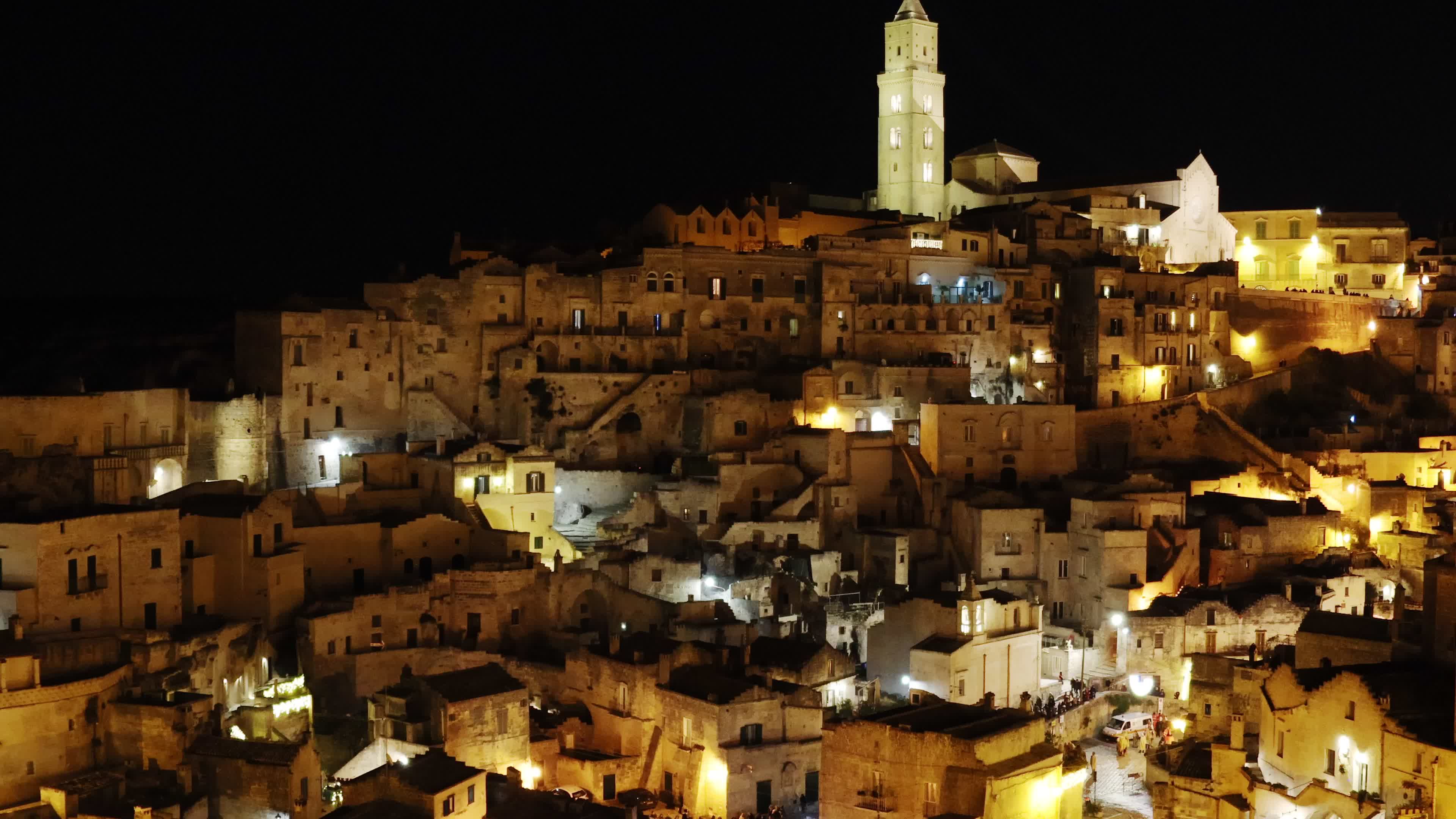 Daily Life In Matera Amid The Christmas Season