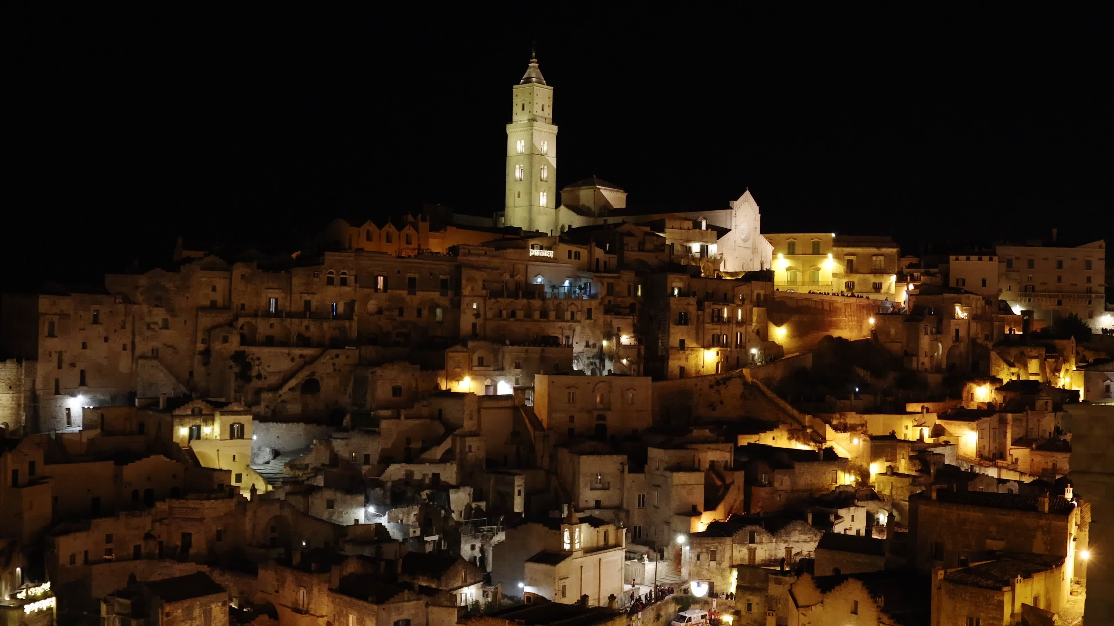 Daily Life In Matera Amid The Christmas Season