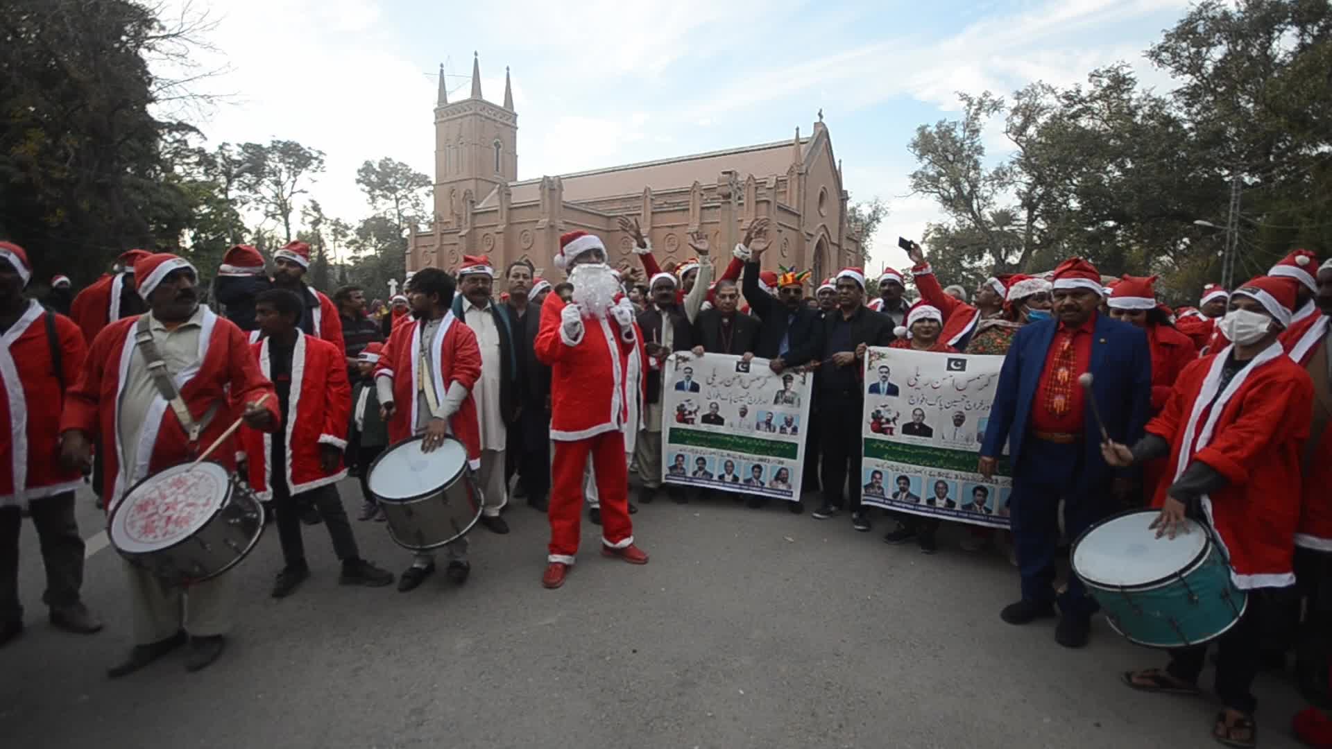 Christians Santa Claus rally ahead of Christmas in Peshawar 