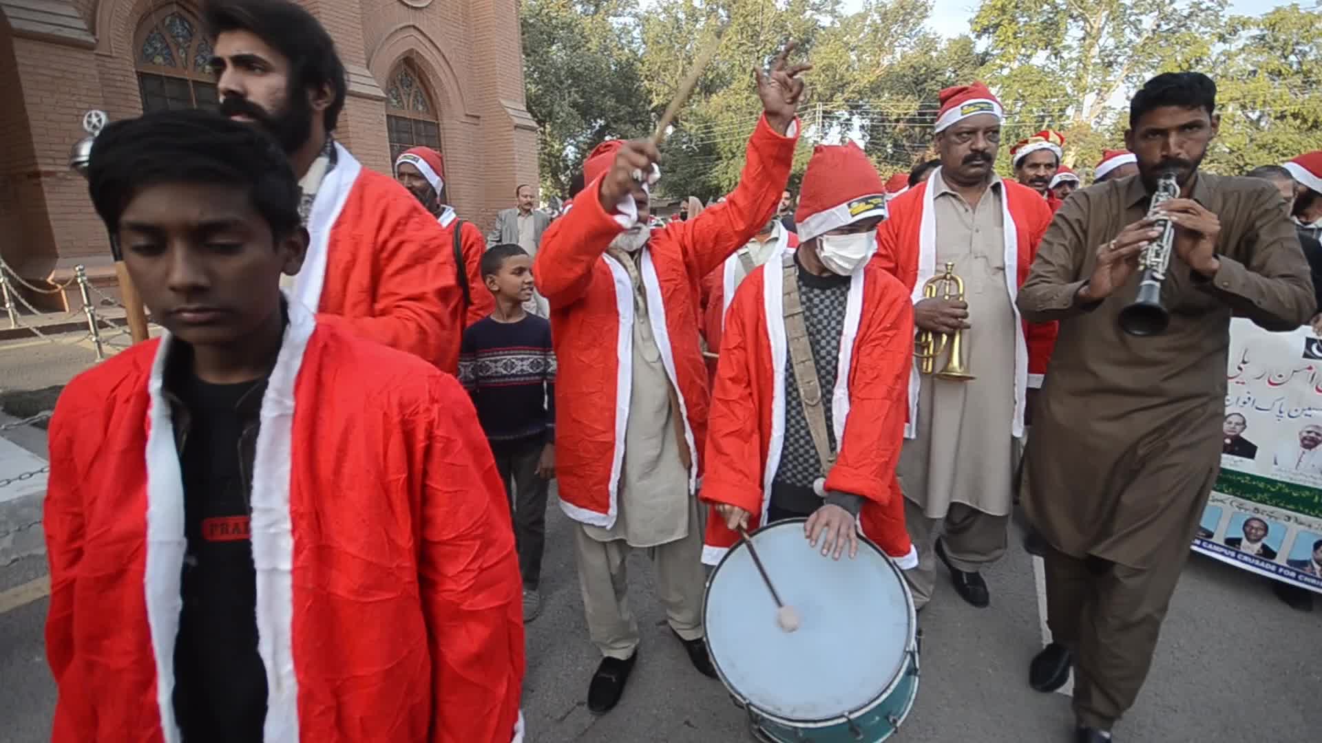 Christians Santa Claus rally ahead of Christmas in Peshawar 