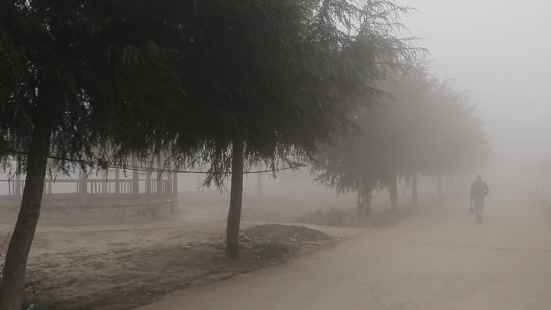 Night temperatures continue to plummet in Kashmir, Pahalgam coldest place in Valley