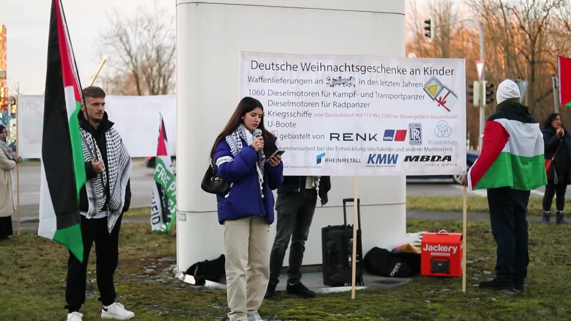 Protest against arms delivery and against Rheinmetall & MTU 