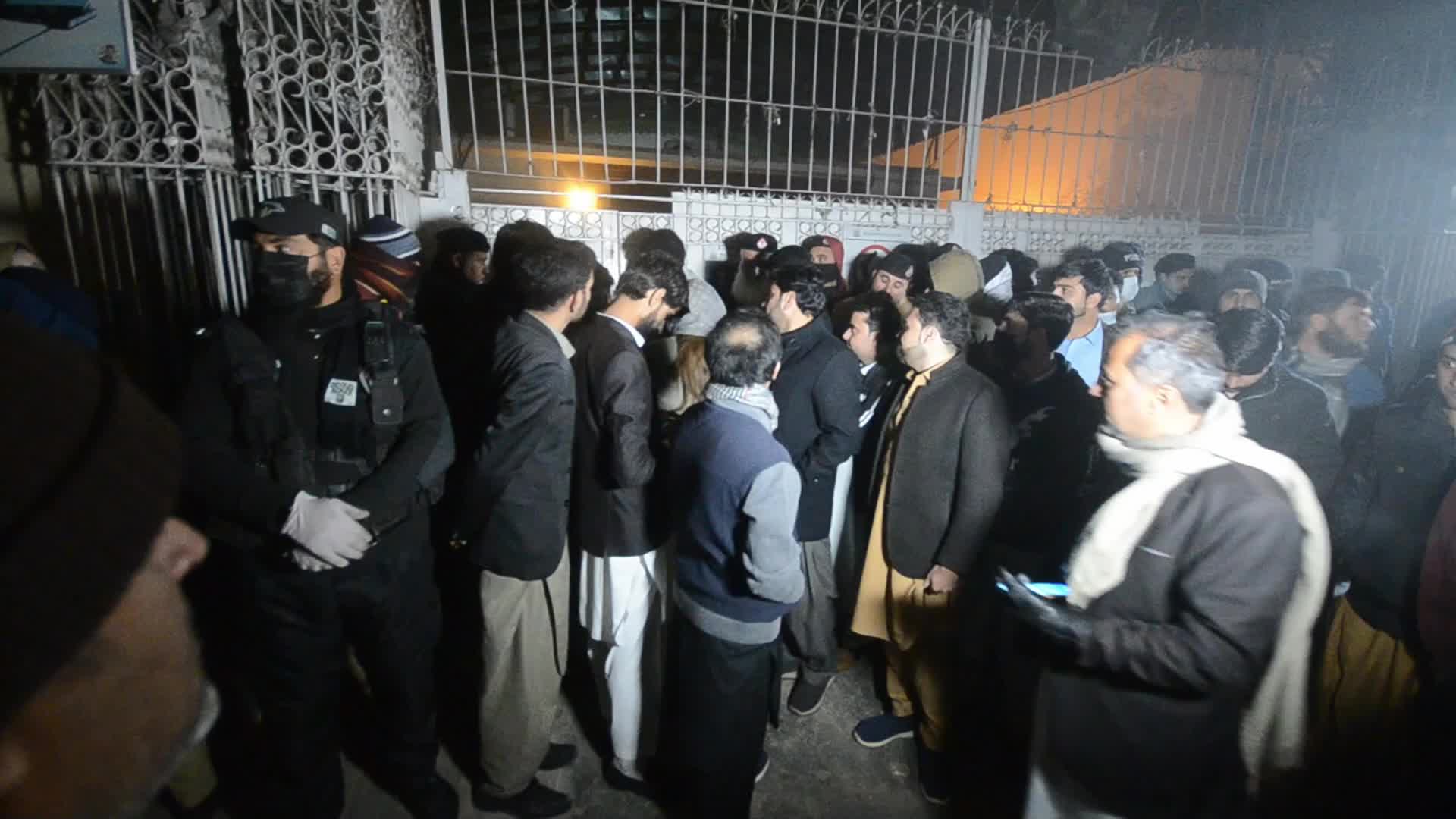 Peshawar High Court grants transit bail to PTI's Zartaj Gul