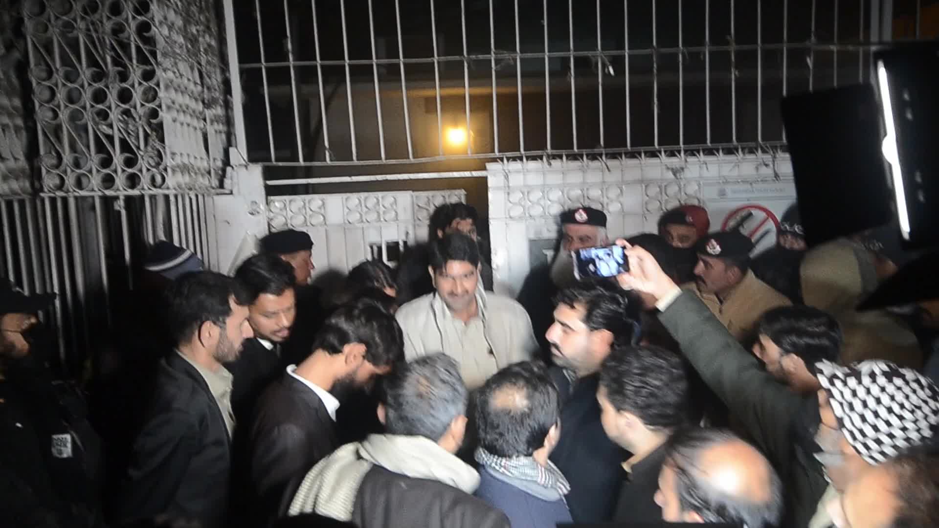 Peshawar High Court grants transit bail to PTI's Zartaj Gul