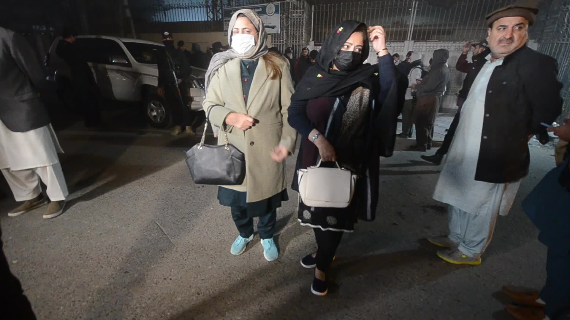 Peshawar High Court grants transit bail to PTI's Zartaj Gul