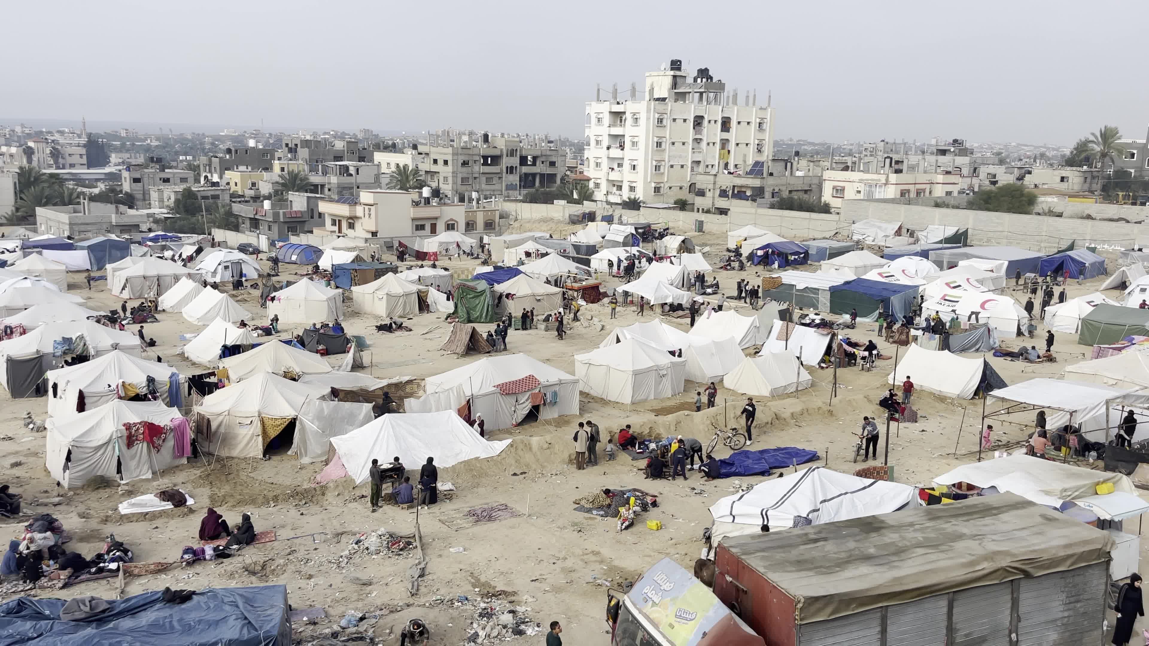 Displaced Civilians Seek Refuge in Deir Balah Amid Ongoing Israel-Hamas Clashes