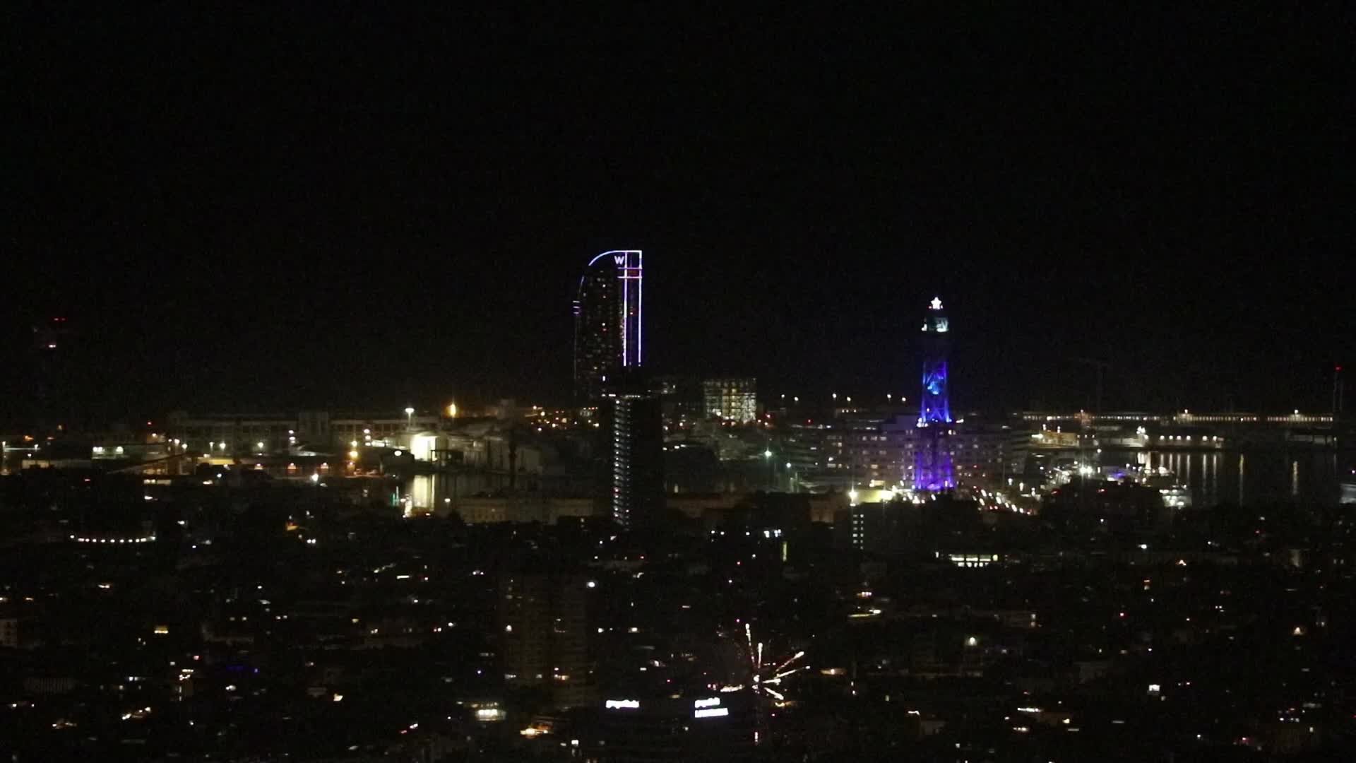 Barcelona welcomes 2024 with fireworks and drones