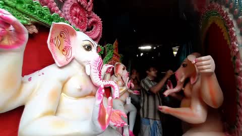 India Hindu Festival - Labour