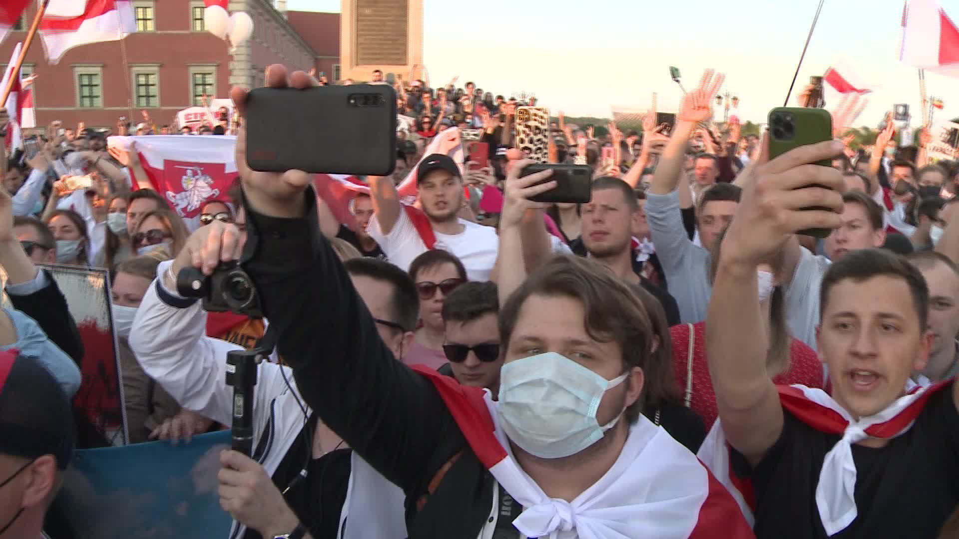 Belarusian opposition leader addresses supporters in Warsaw