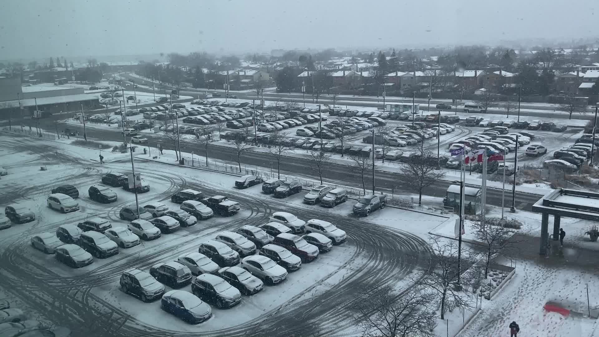 Snowstorm hitting in Toronto, Canada 