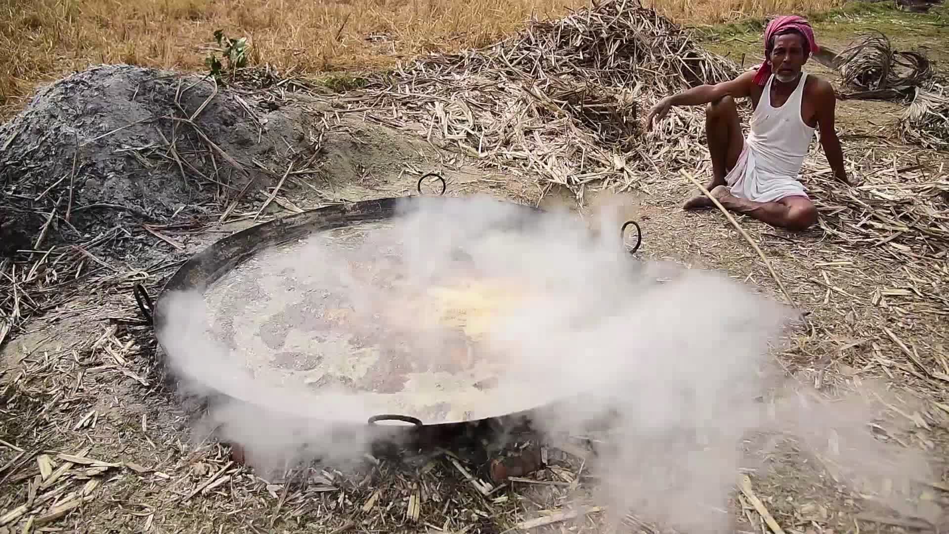 Process of making Jaggery from Sugarcane in India 