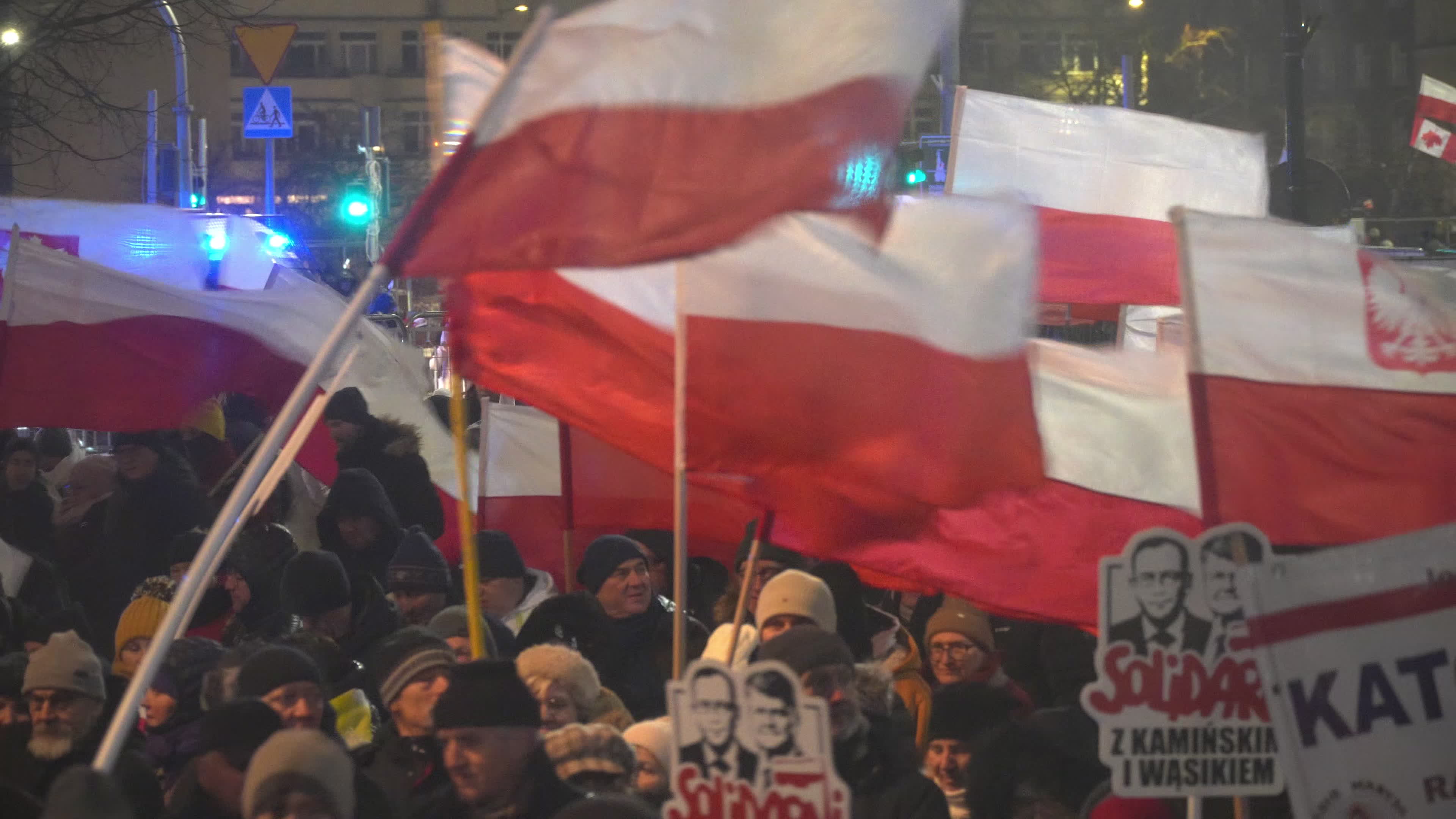 Tens of thousands march in protest of imprisoned politicians in Warsaw