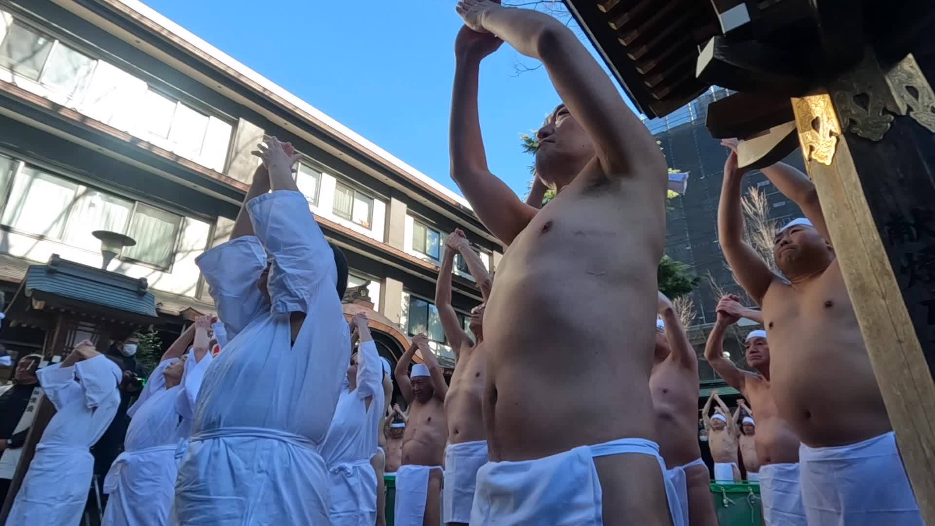 Midwinter Ice Water Bathing Ceremony in Tokyo