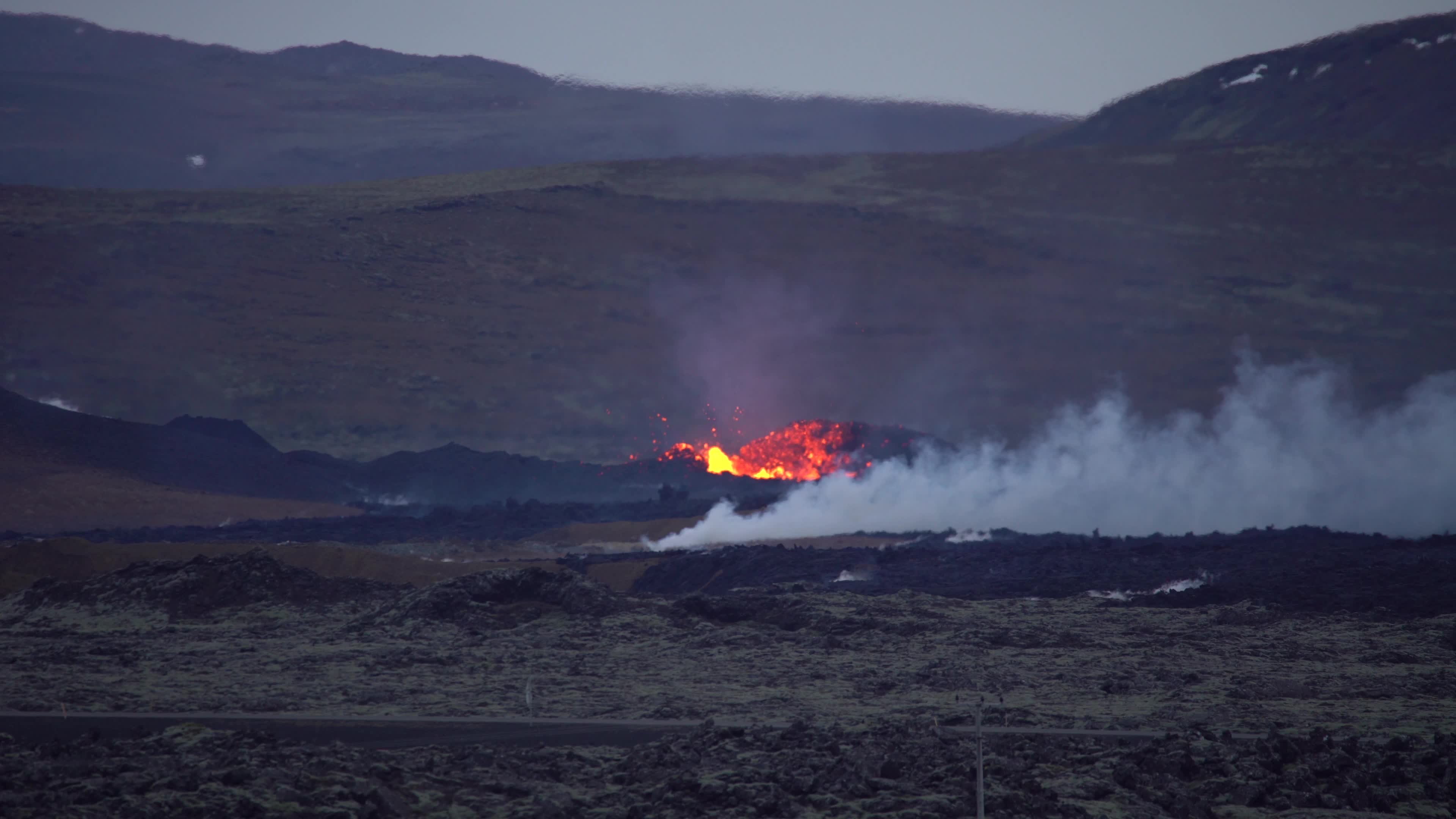 New Volcanic Eruption Started On The Reykjanes Peninsula