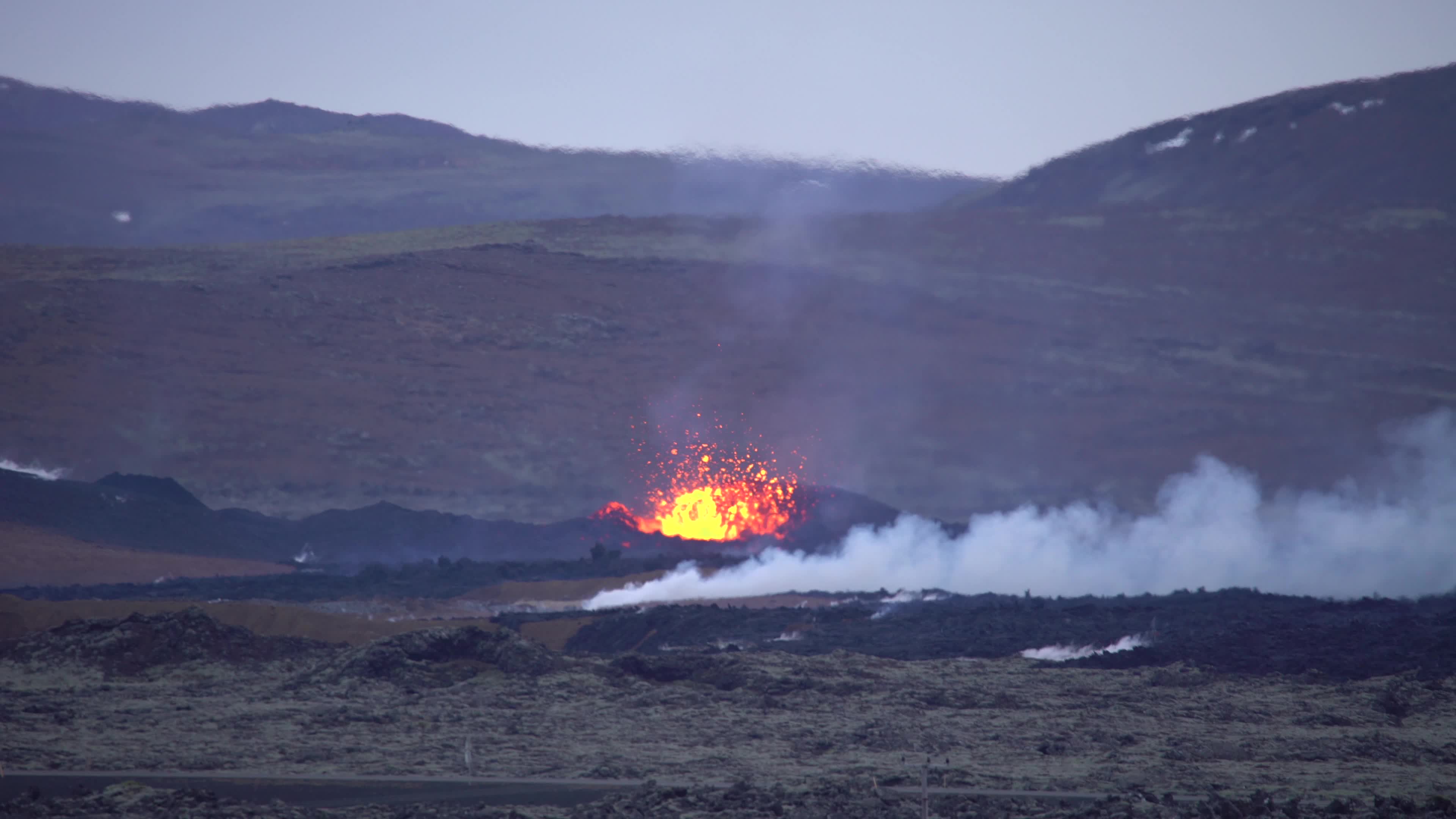 New Volcanic Eruption Started On The Reykjanes Peninsula