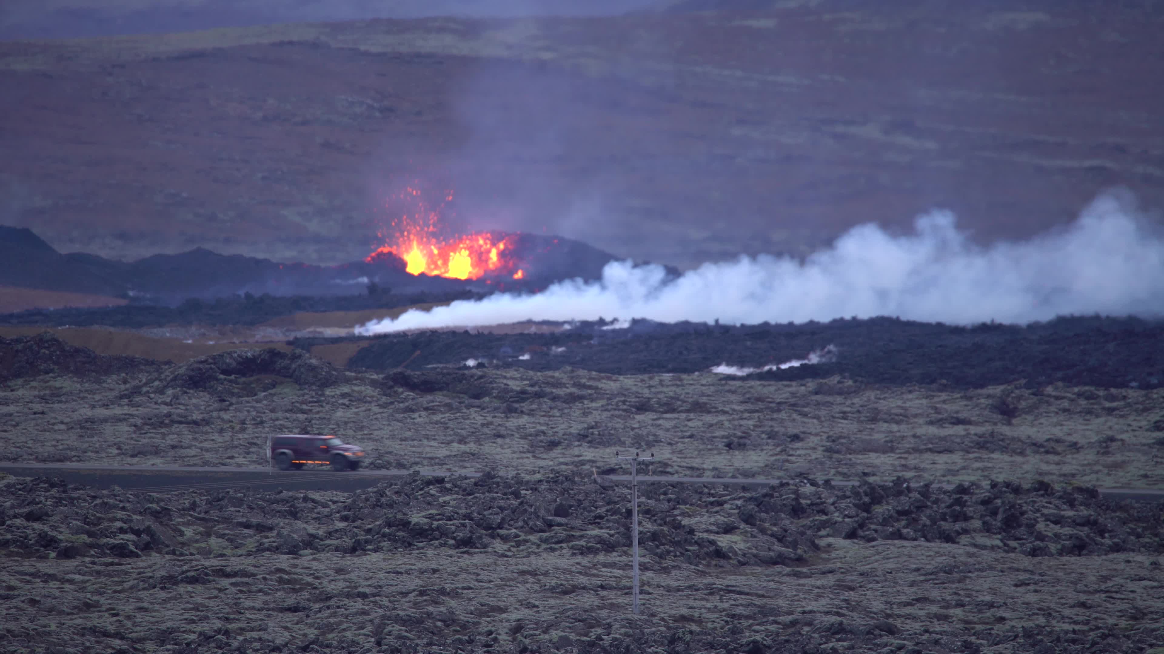 New Volcanic Eruption Started On The Reykjanes Peninsula