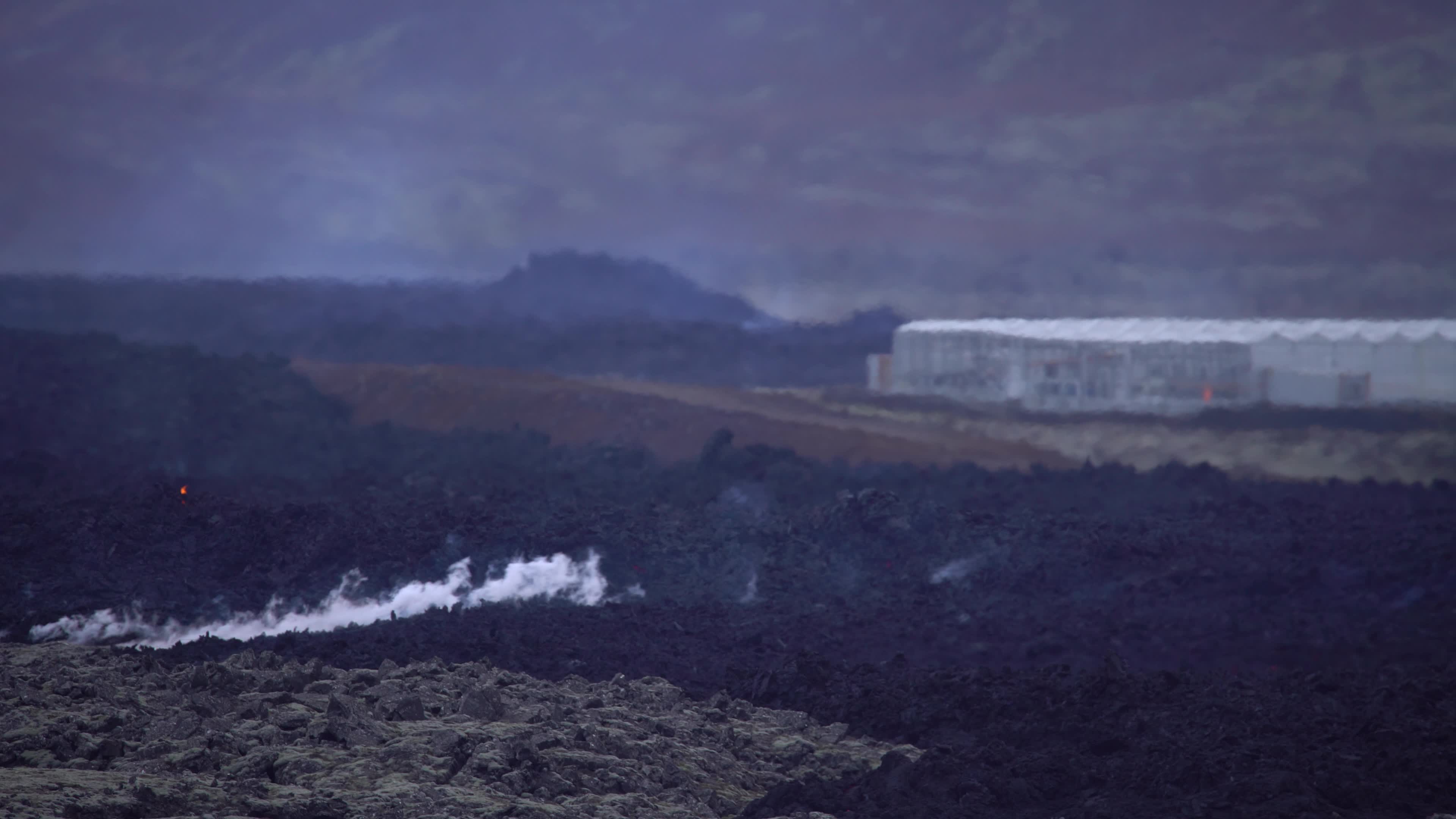 New Volcanic Eruption Started On The Reykjanes Peninsula