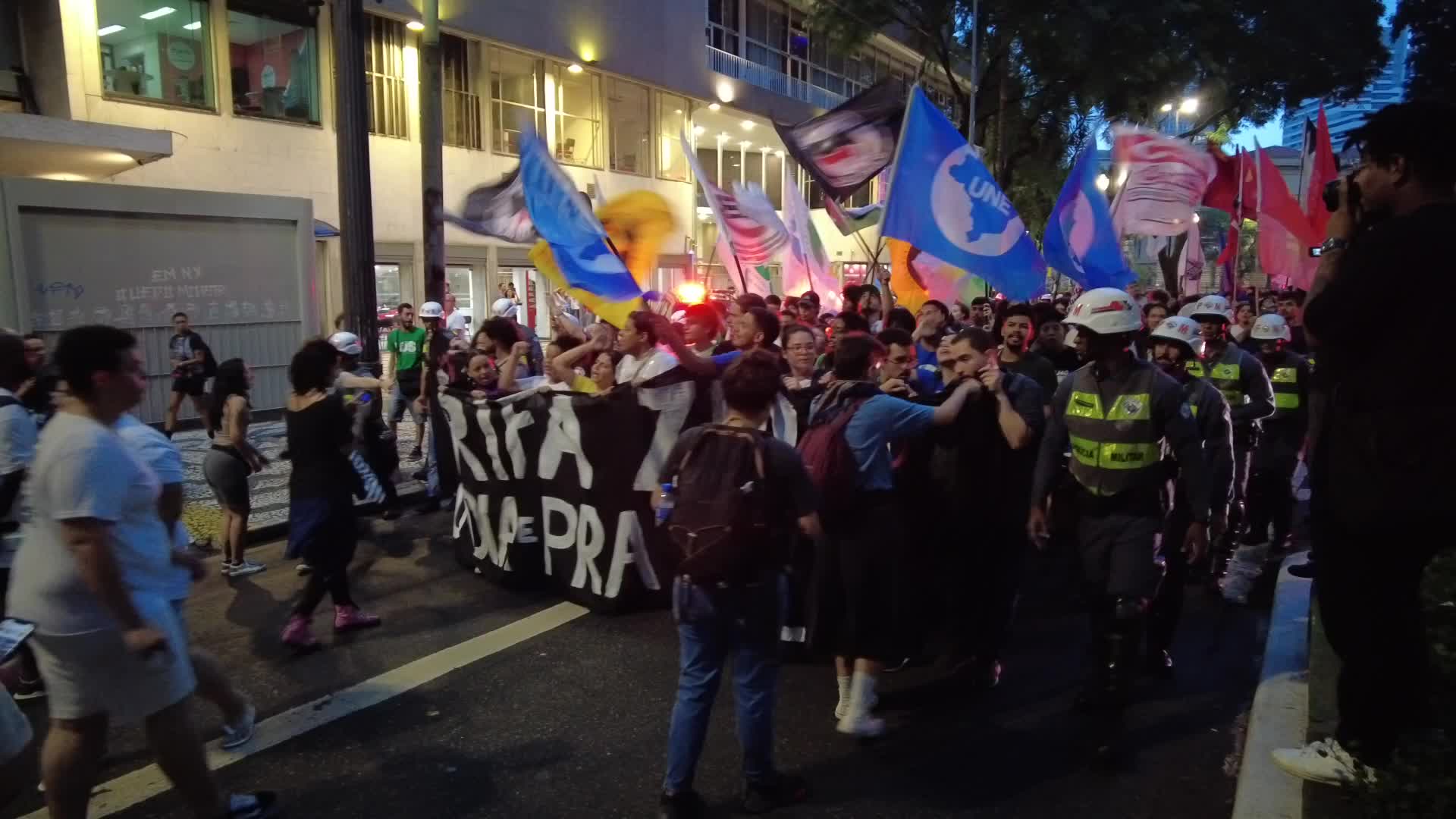 Free Fare Movement calls for free public transport in Brazil