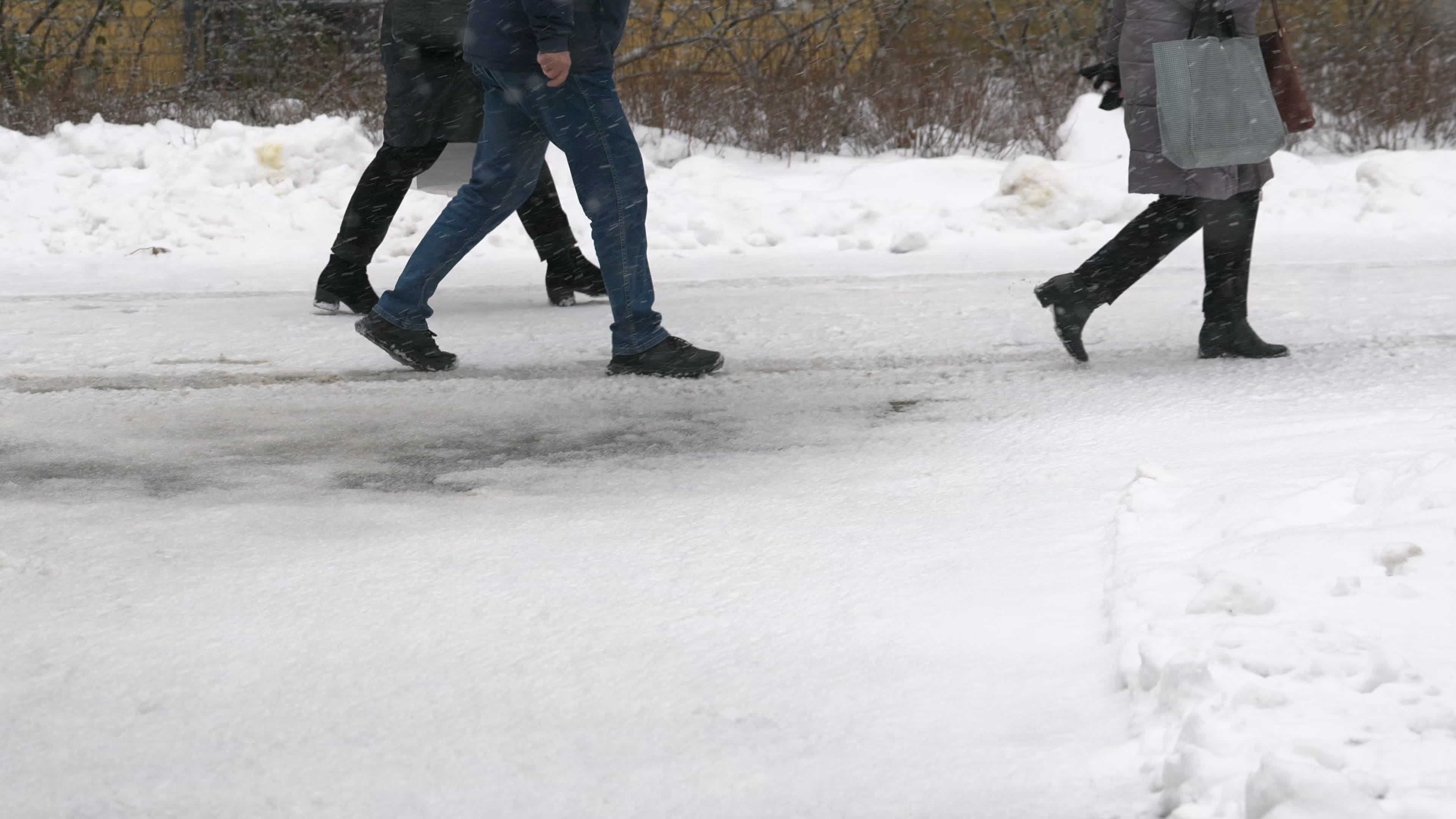 Weather alert in Poland for snow