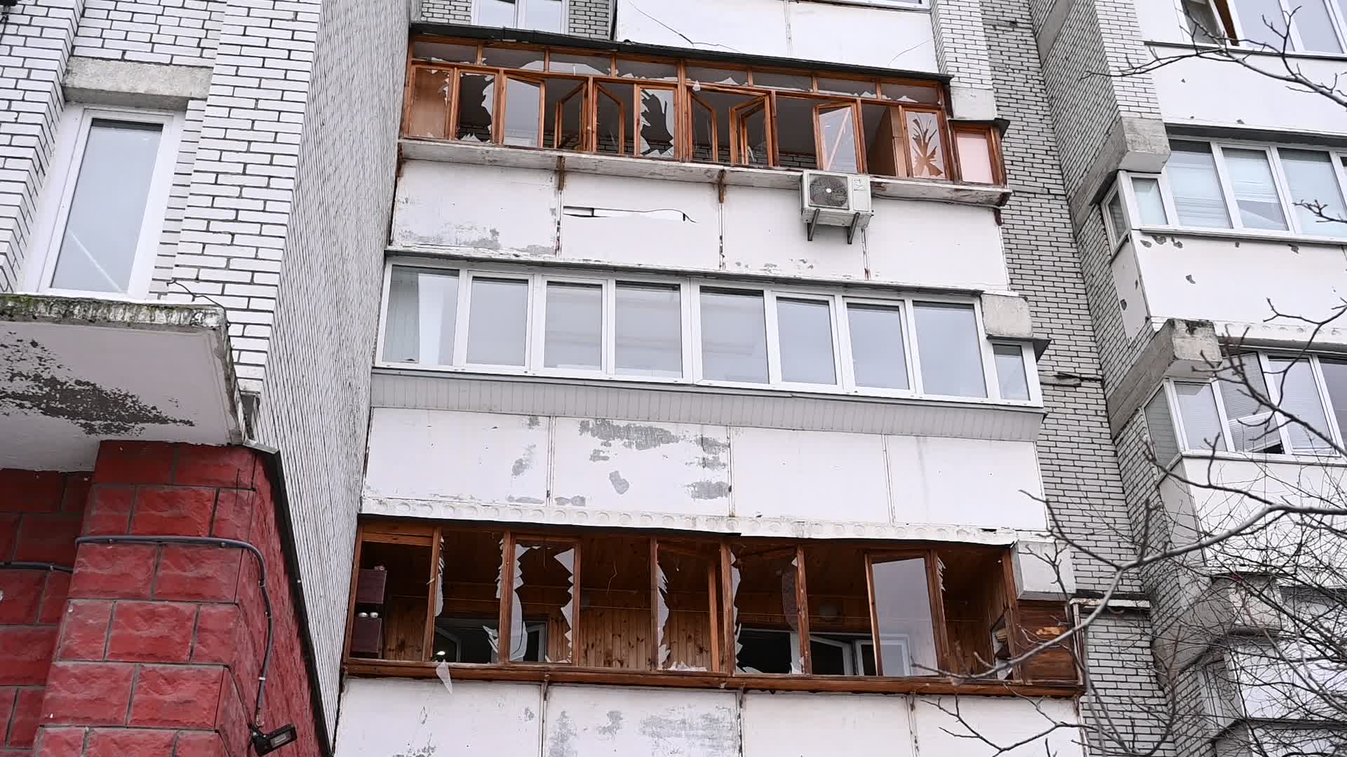 At least 22 people injured in air strikes in Kyiv, amid Russian invasion of Ukraine.