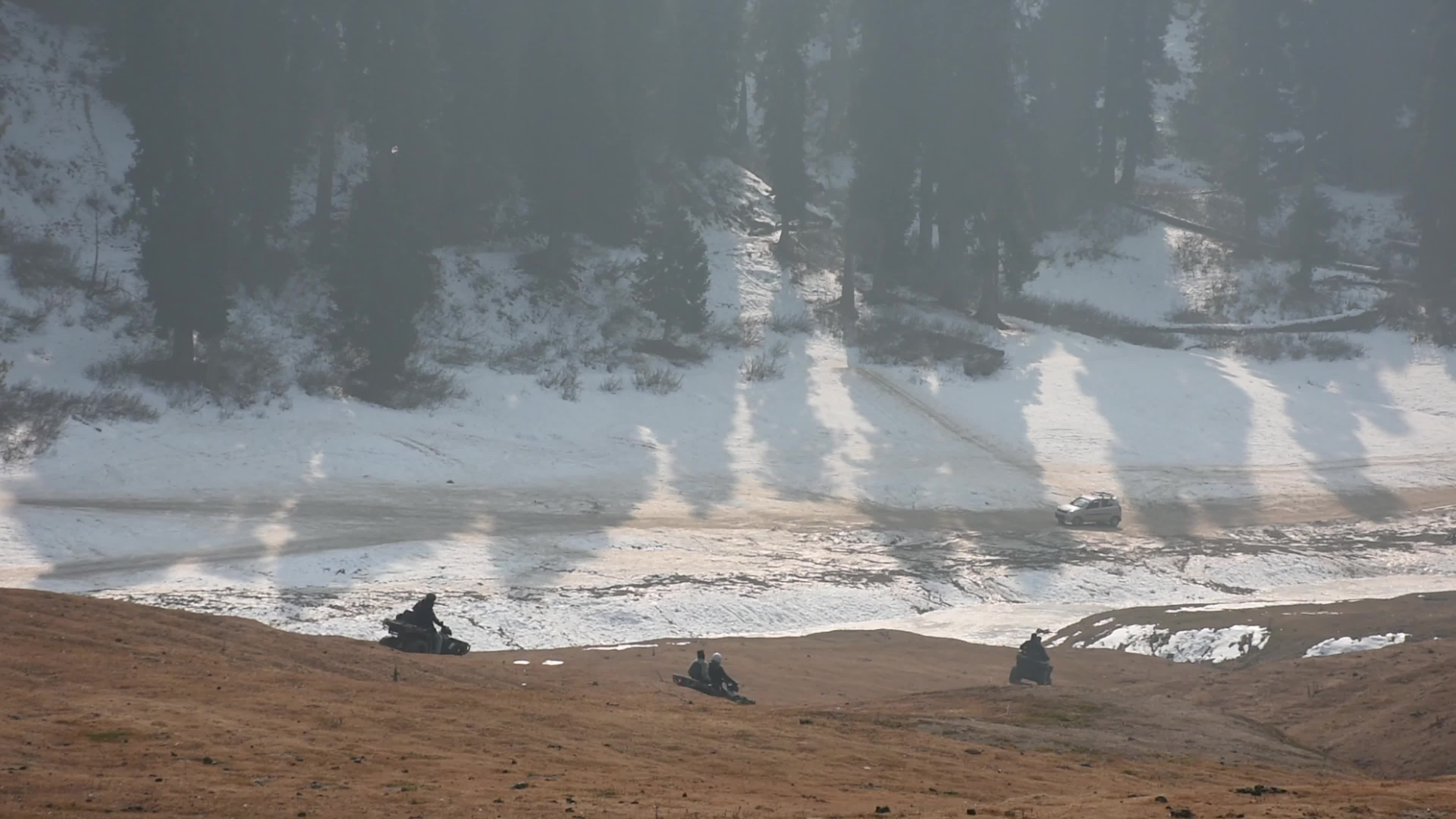 Dry Winter Season In Kashmir