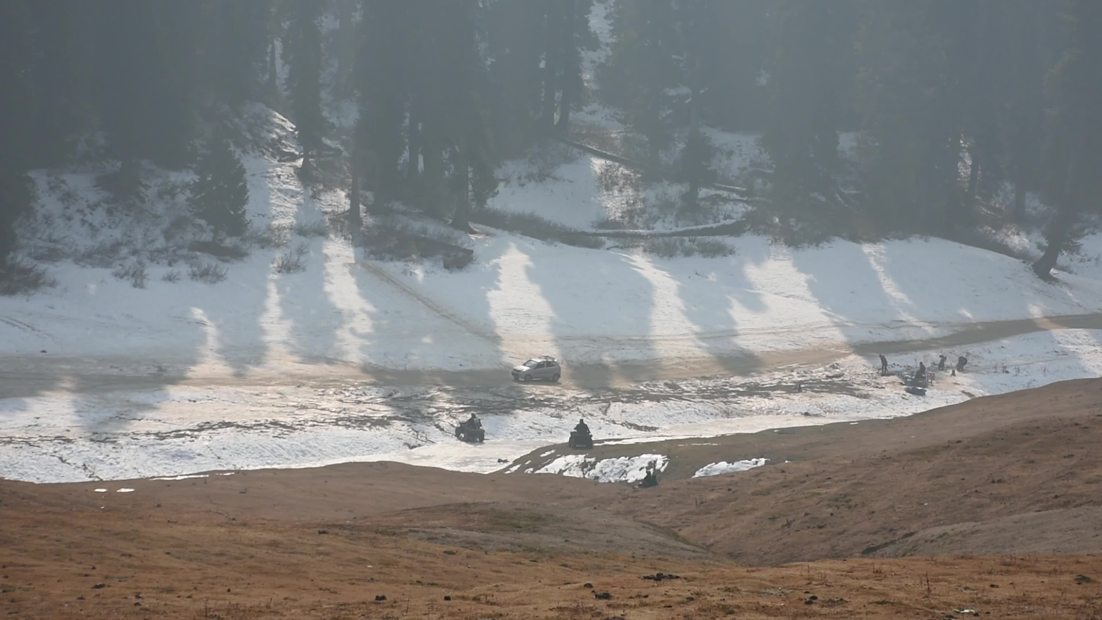 Dry Winter Season In Kashmir