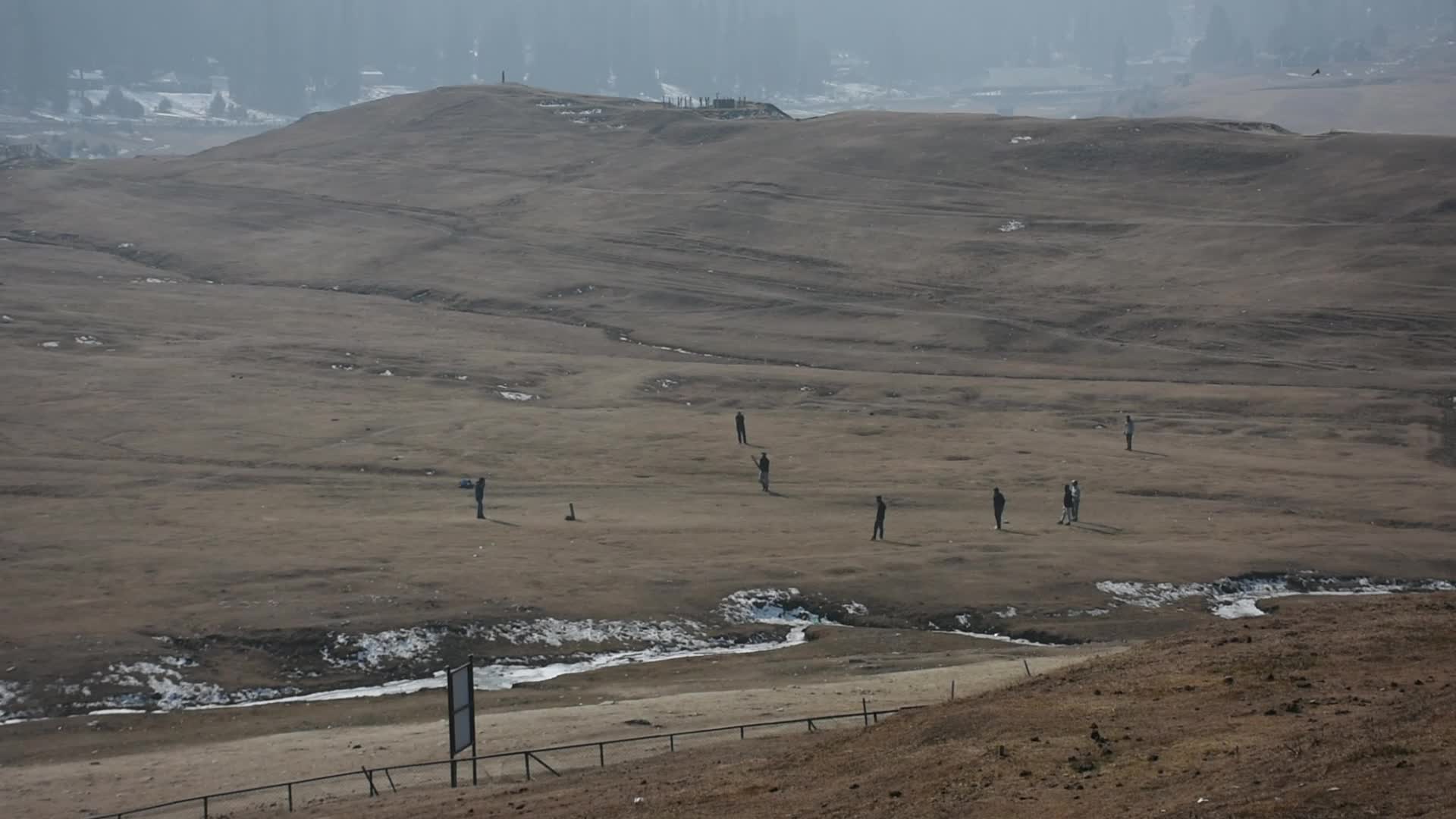 Dry Winter Season In Kashmir