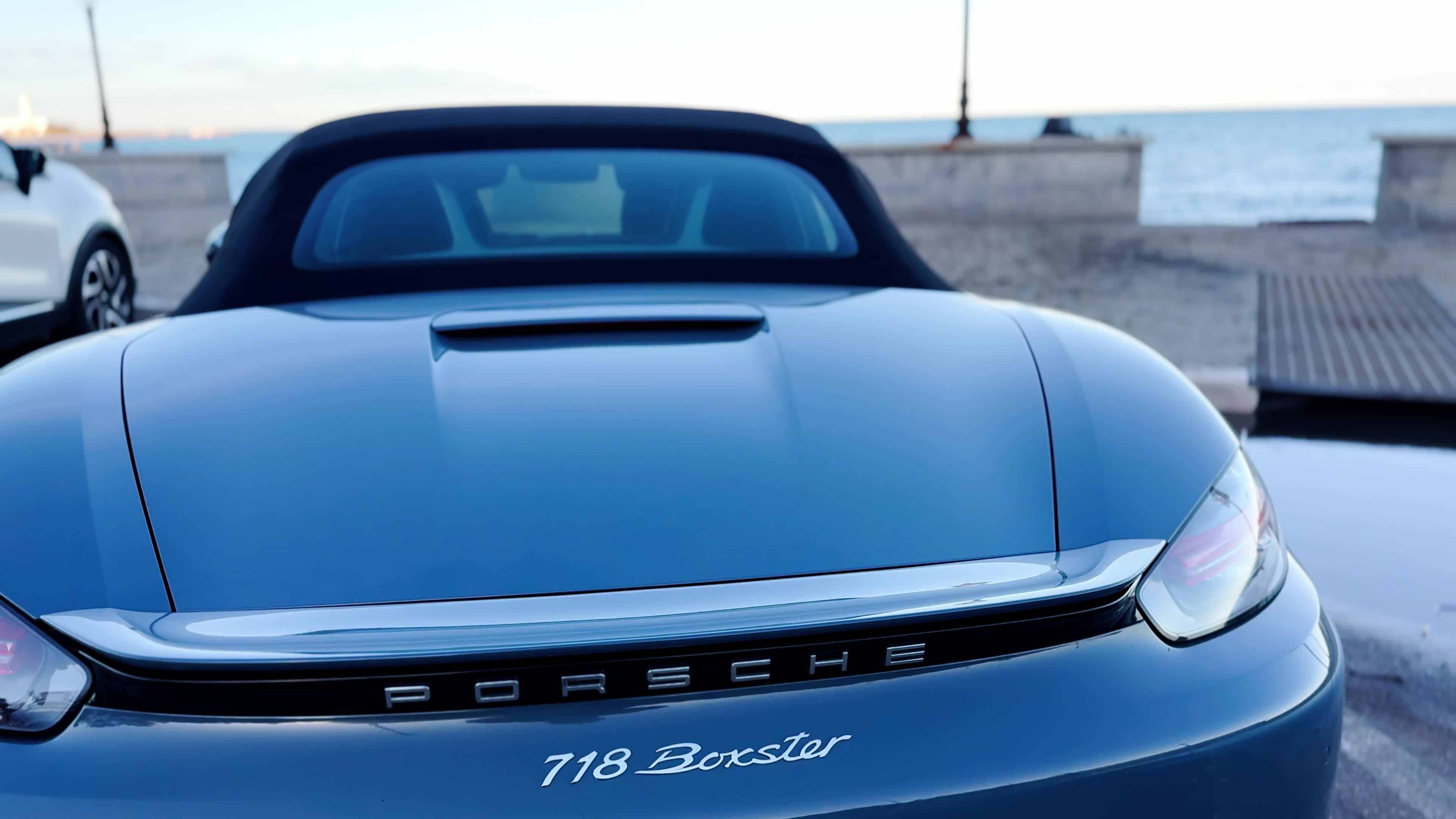 Porsche 718 Boxster