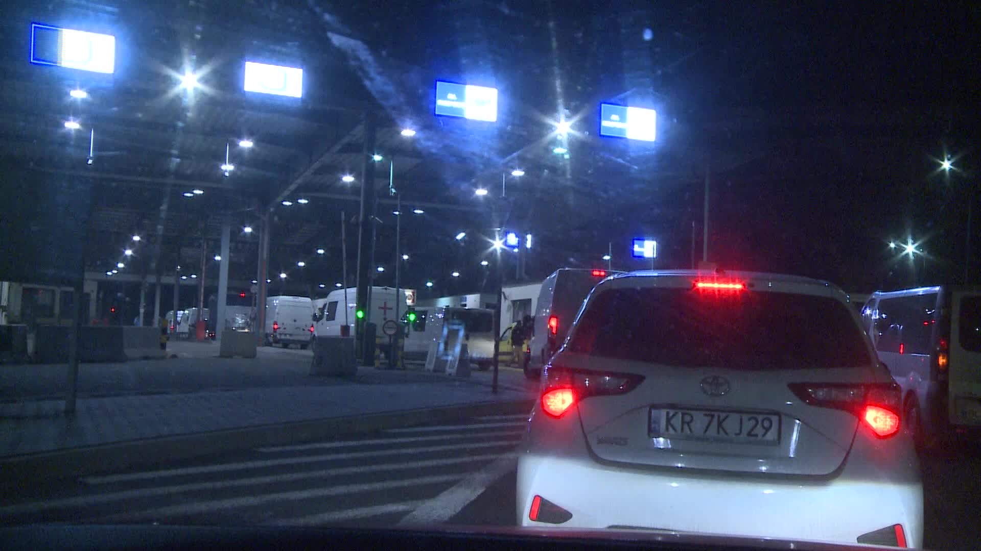 Long queues at the Ukraine border in the first days of the war with Russia