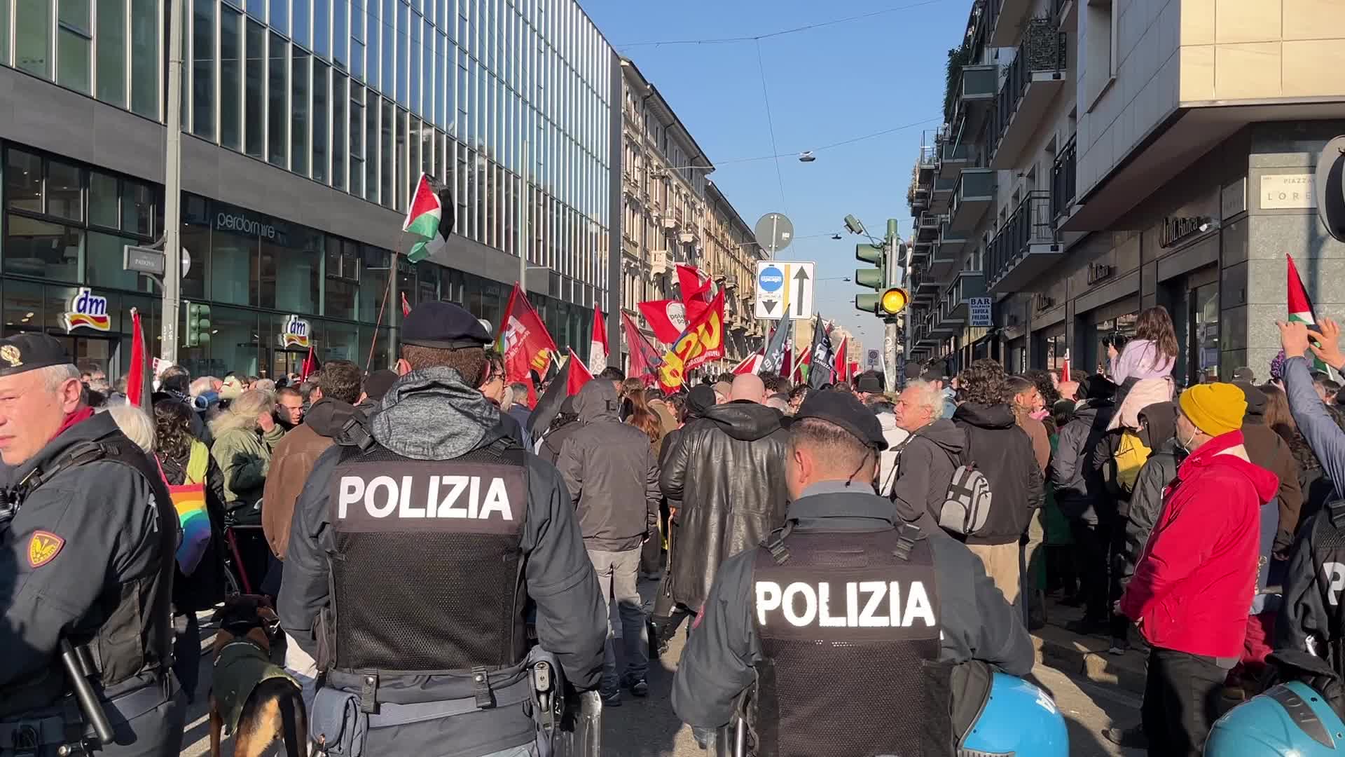 The demonstrations in support of Palestine despite government bans on the International Holocaust Remembrance Day in Milan