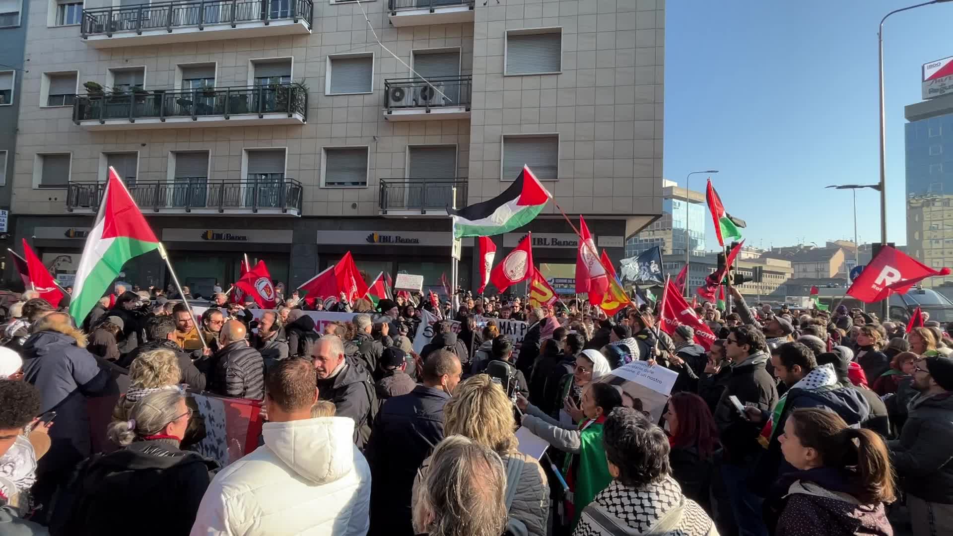 The demonstrations in support of Palestine despite government bans on the International Holocaust Remembrance Day in Milan