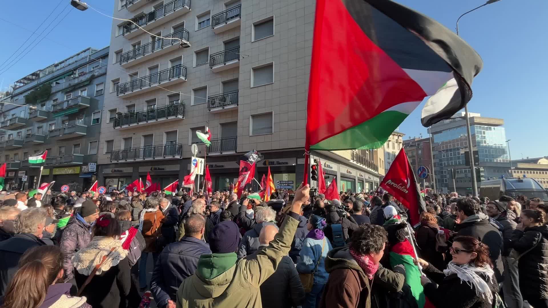 The demonstrations in support of Palestine despite government bans on the International Holocaust Remembrance Day in Milan