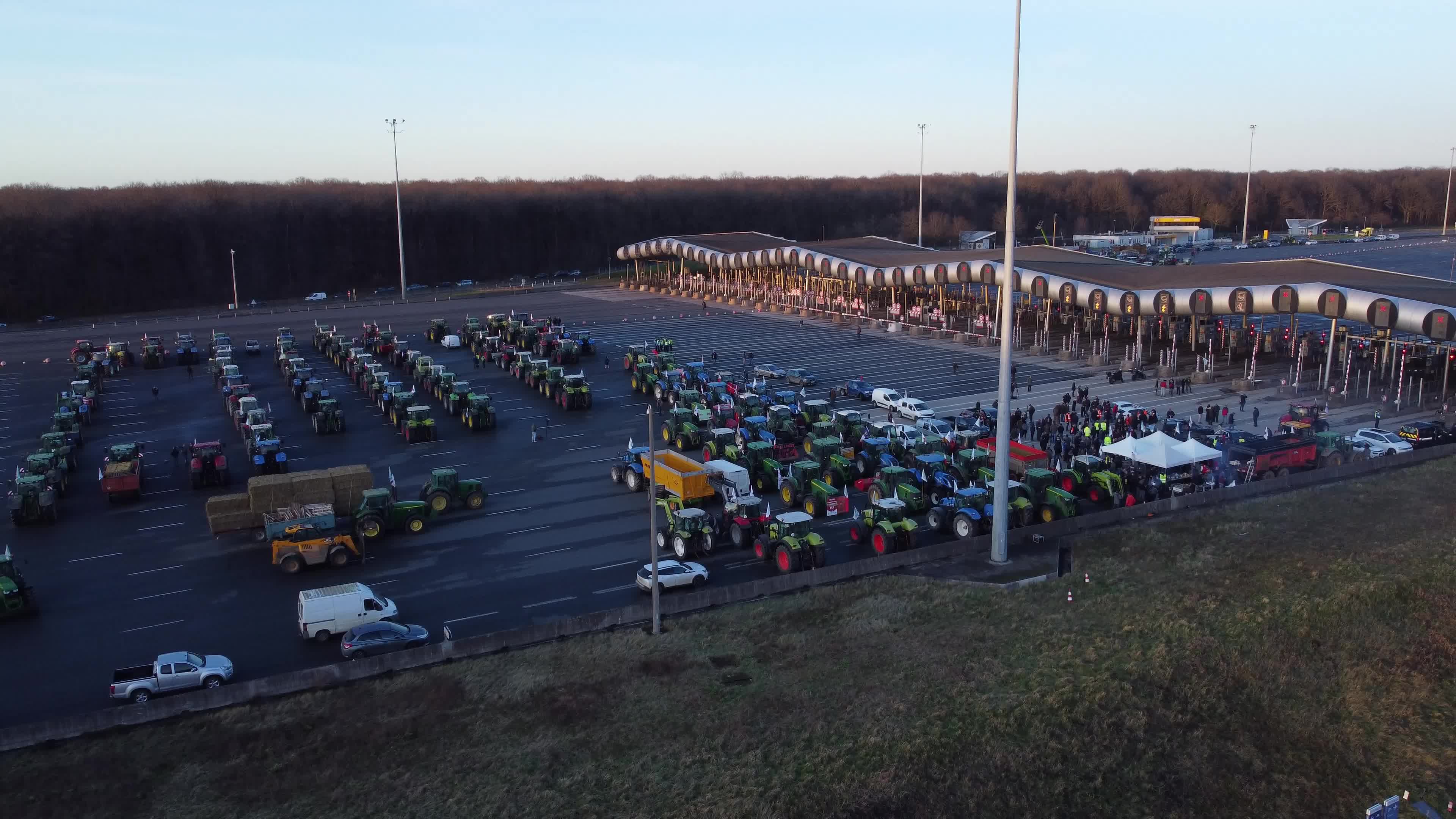 Protesting farmers blockade the A10 highway close to Paris