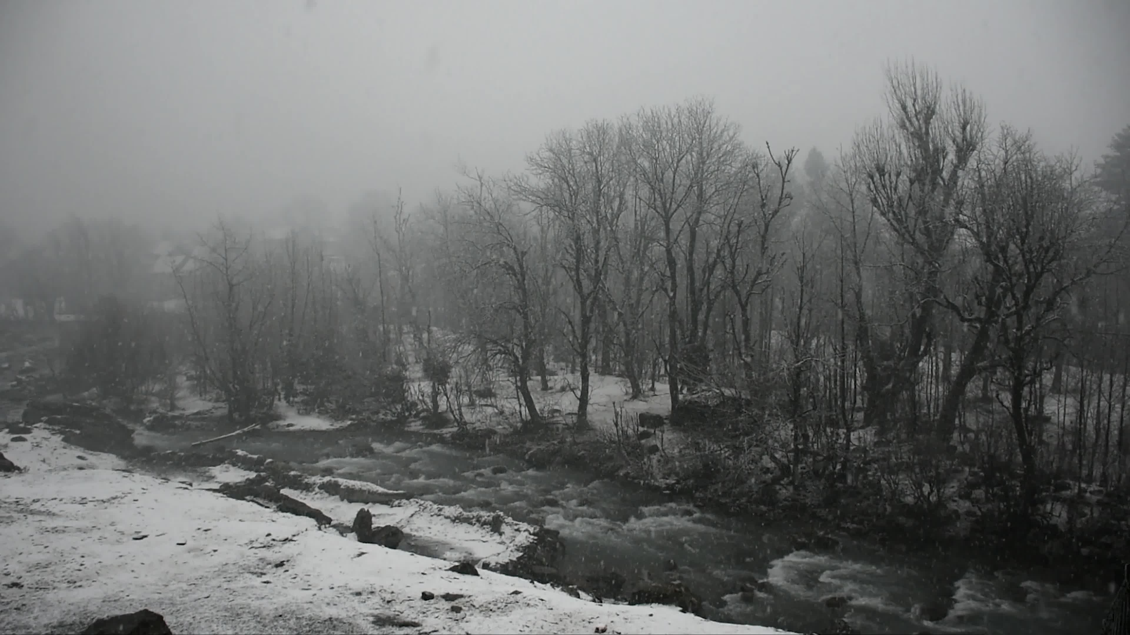 Snowfall After Two Months Of Dry Weather In Kashmir