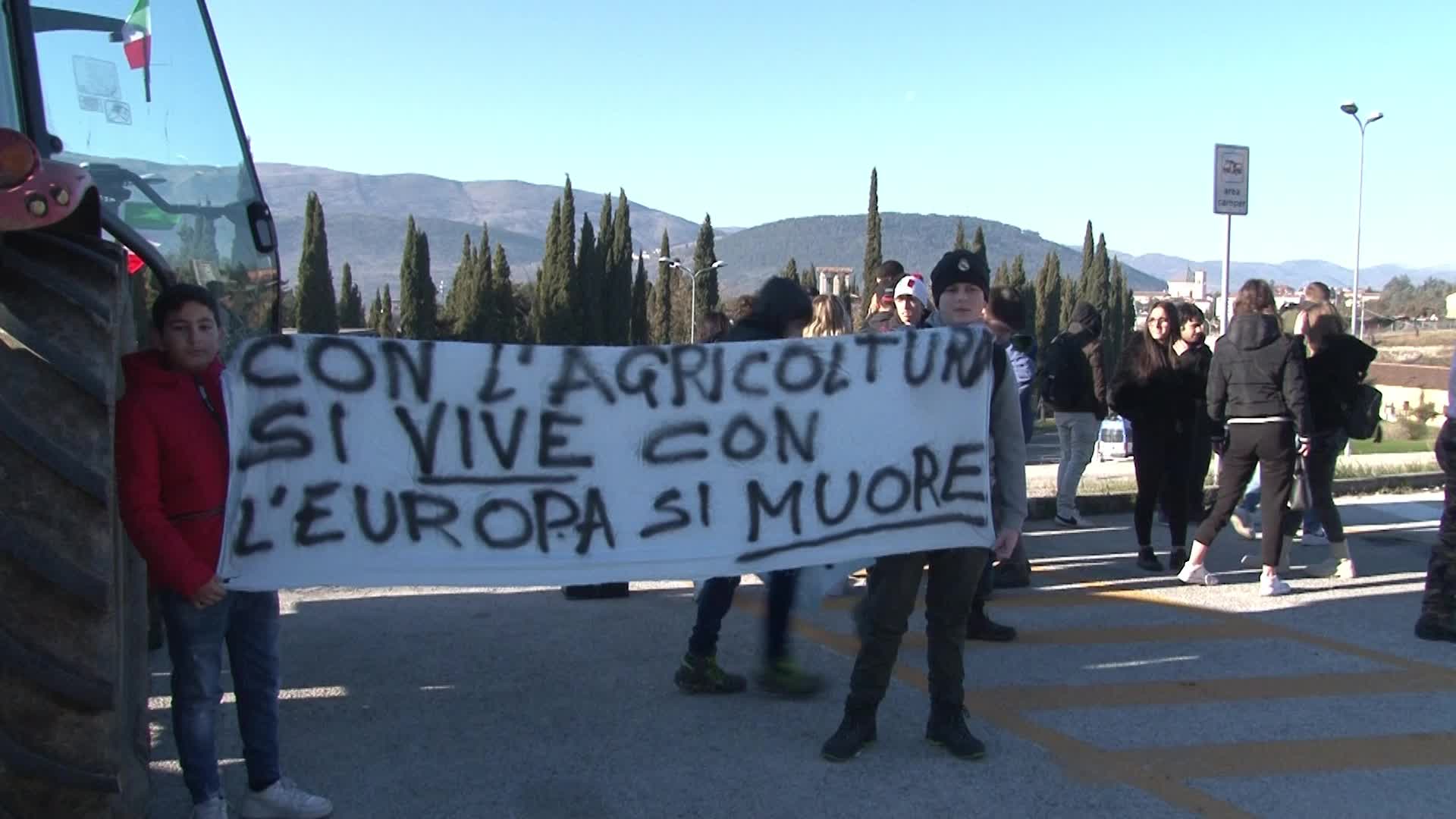Farmer Protests Continue Across Italy