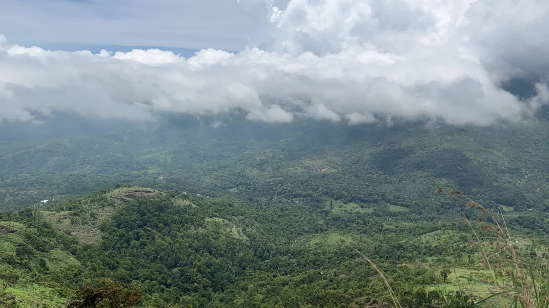 Mountainous landscape in Dindigul