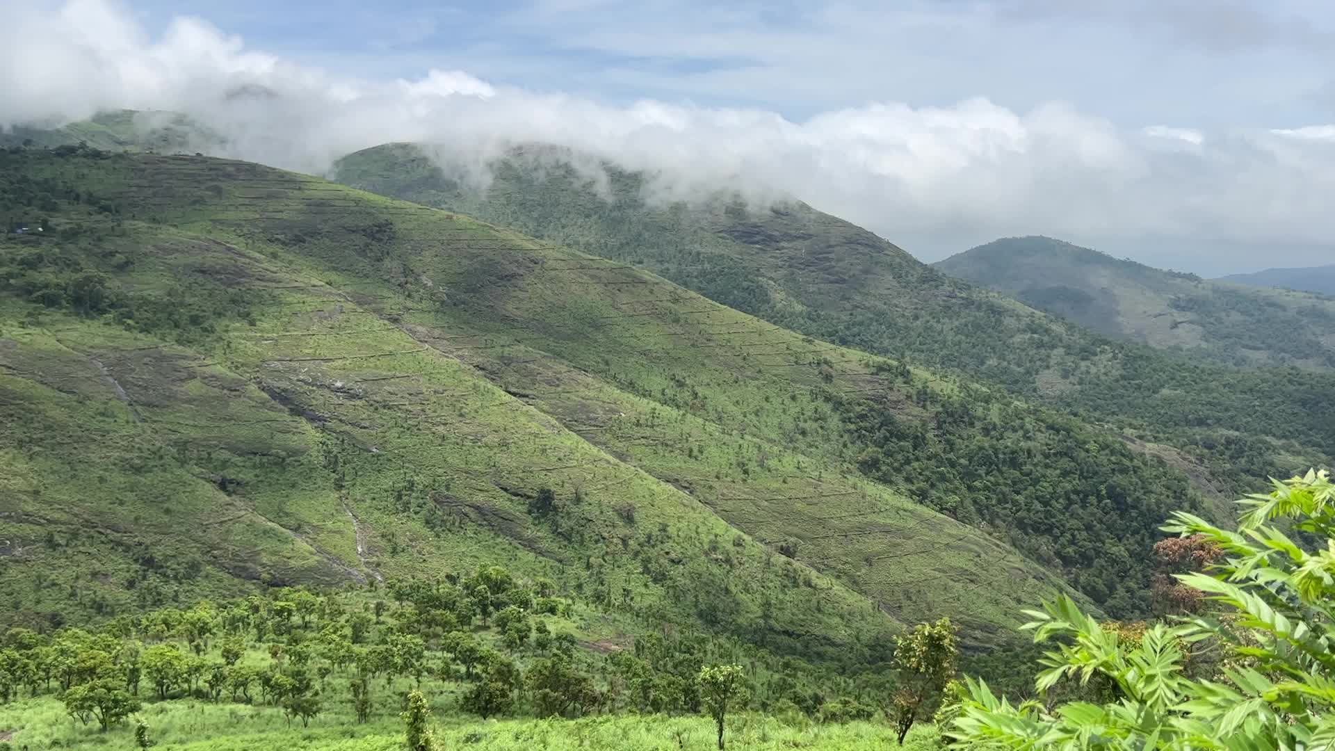Mountainous landscape in Dindigul