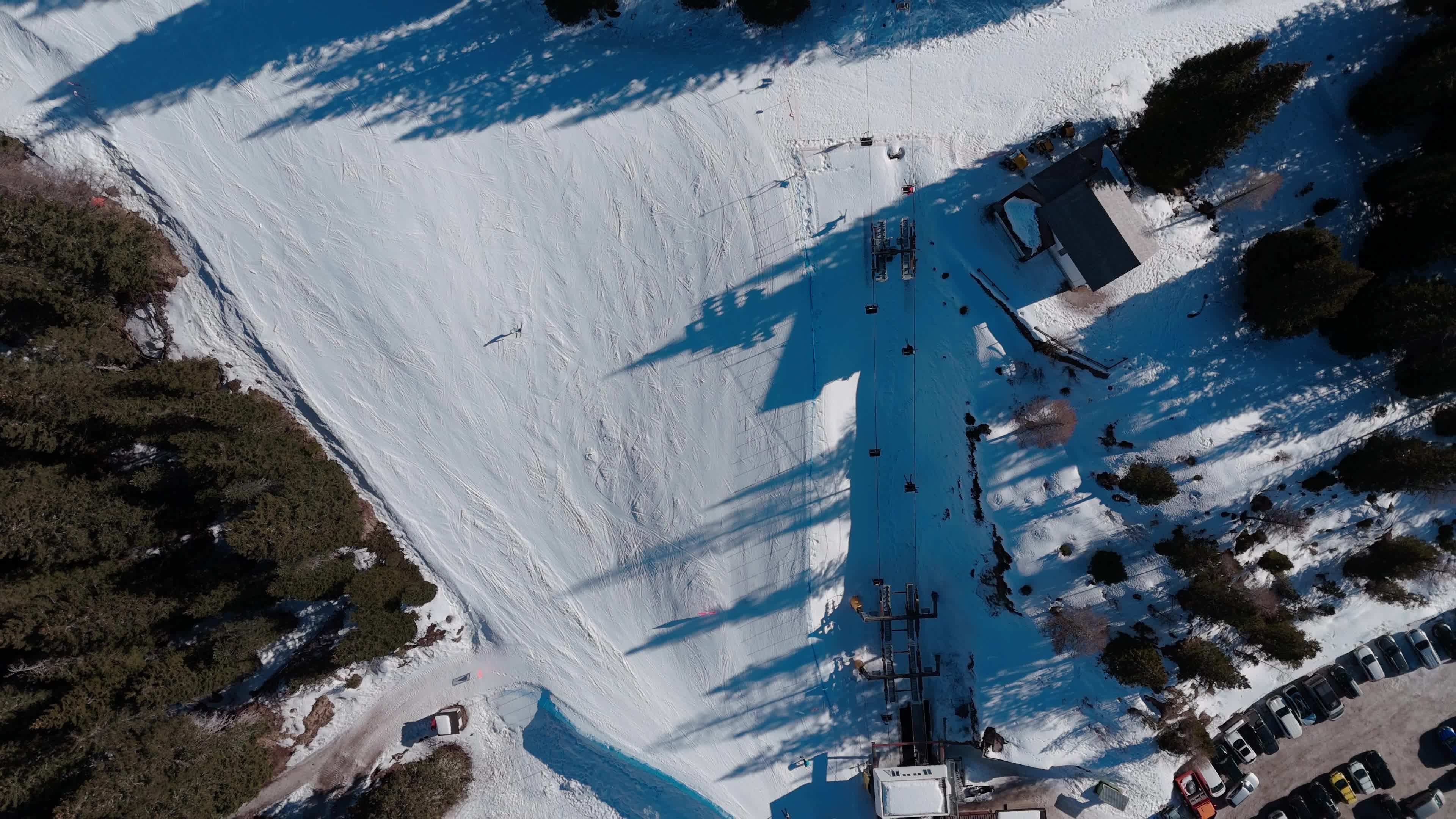 Climate Change Impact: European Ski Slopes Increasingly Depend on Artificial Snow