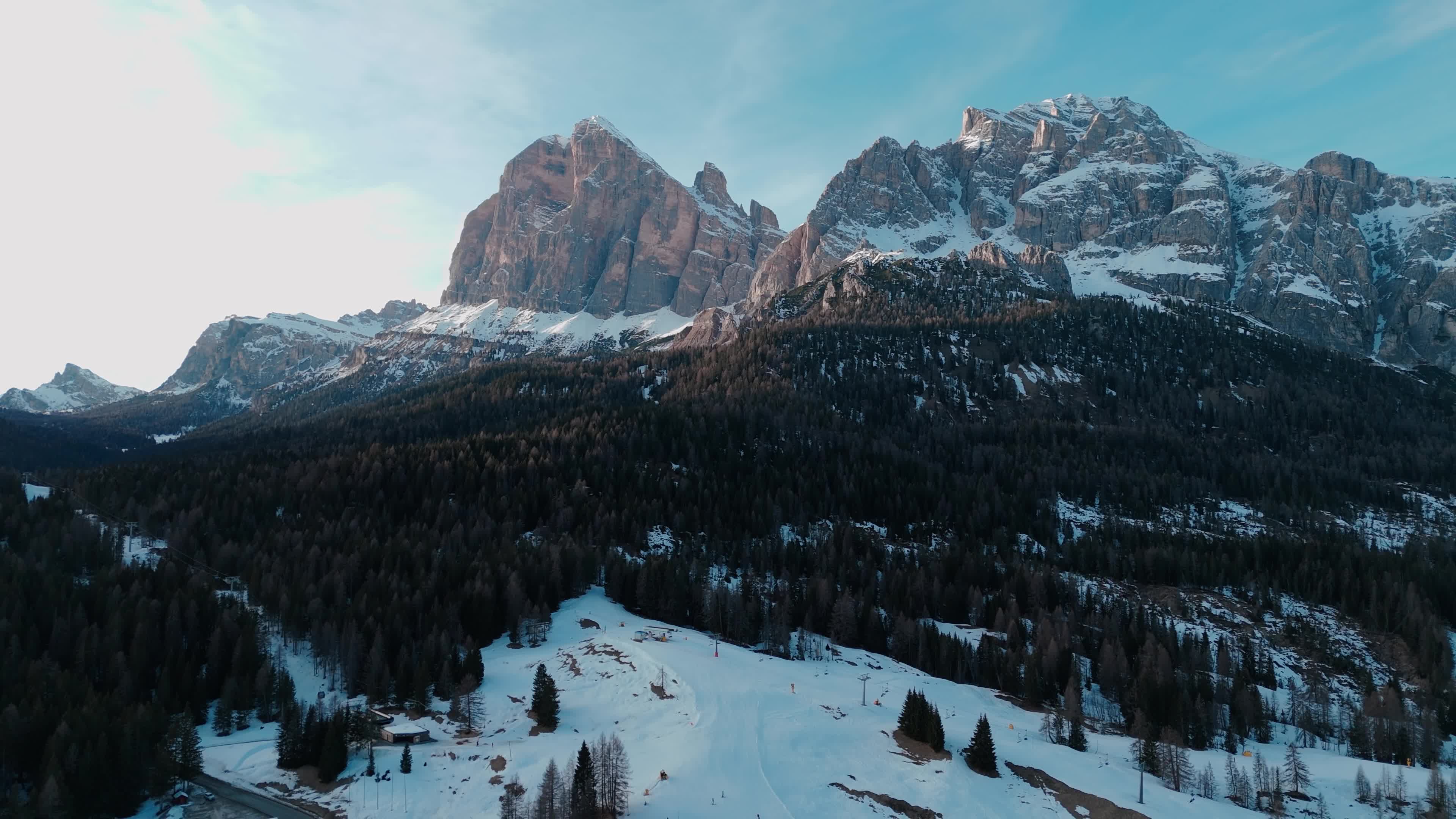 Climate Change Impact: European Ski Slopes Increasingly Depend on Artificial Snow